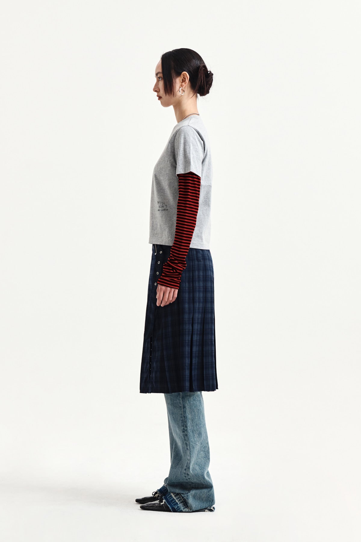 Matin Kim - Graffiti Logo Stripe Layered Top (Grey) product image 7 | TRAB K-Fashion Australia