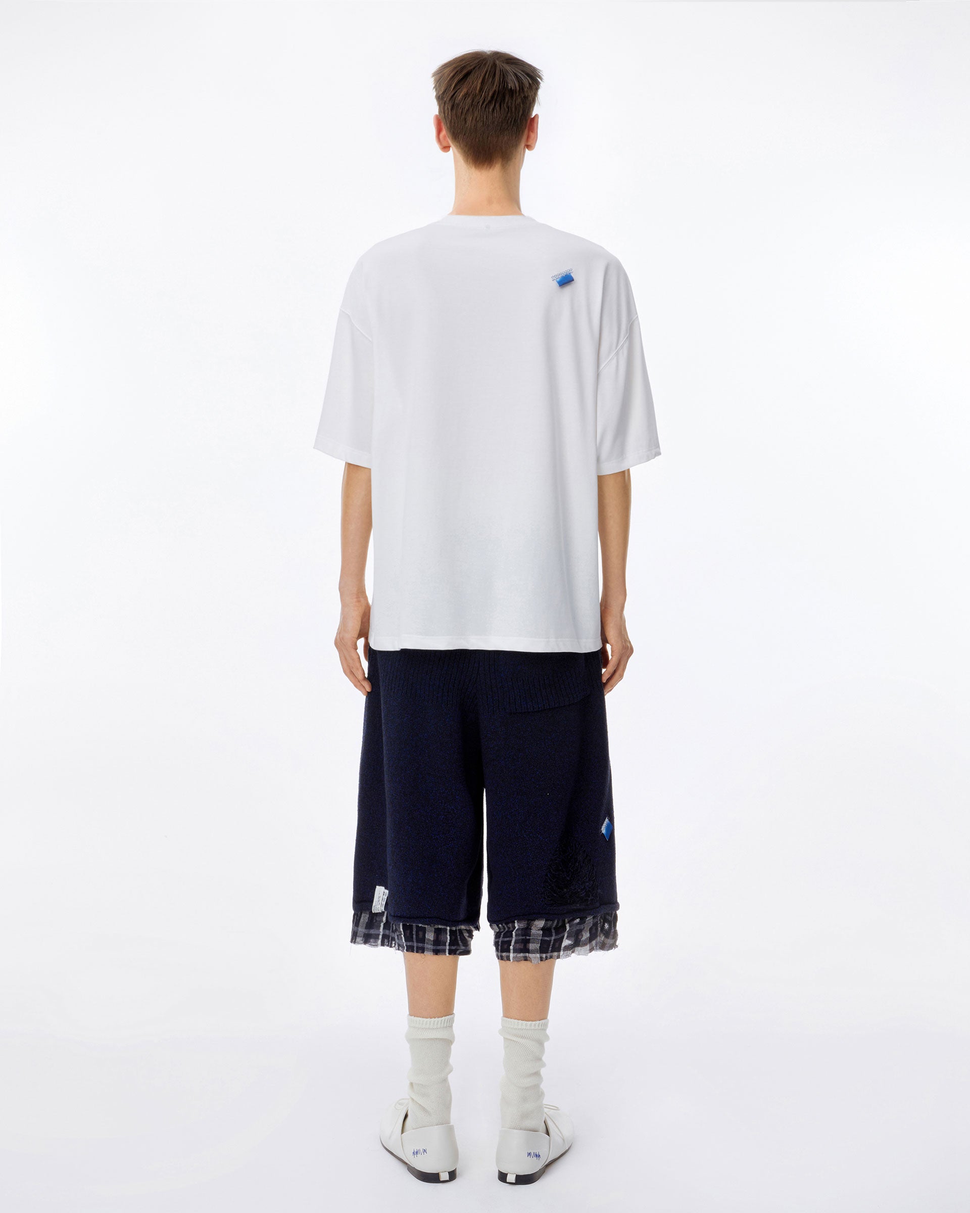 Ader Error - Blue bee decalcomanie t-shirt (Off white) product image 5 | TRAB K-Fashion Australia