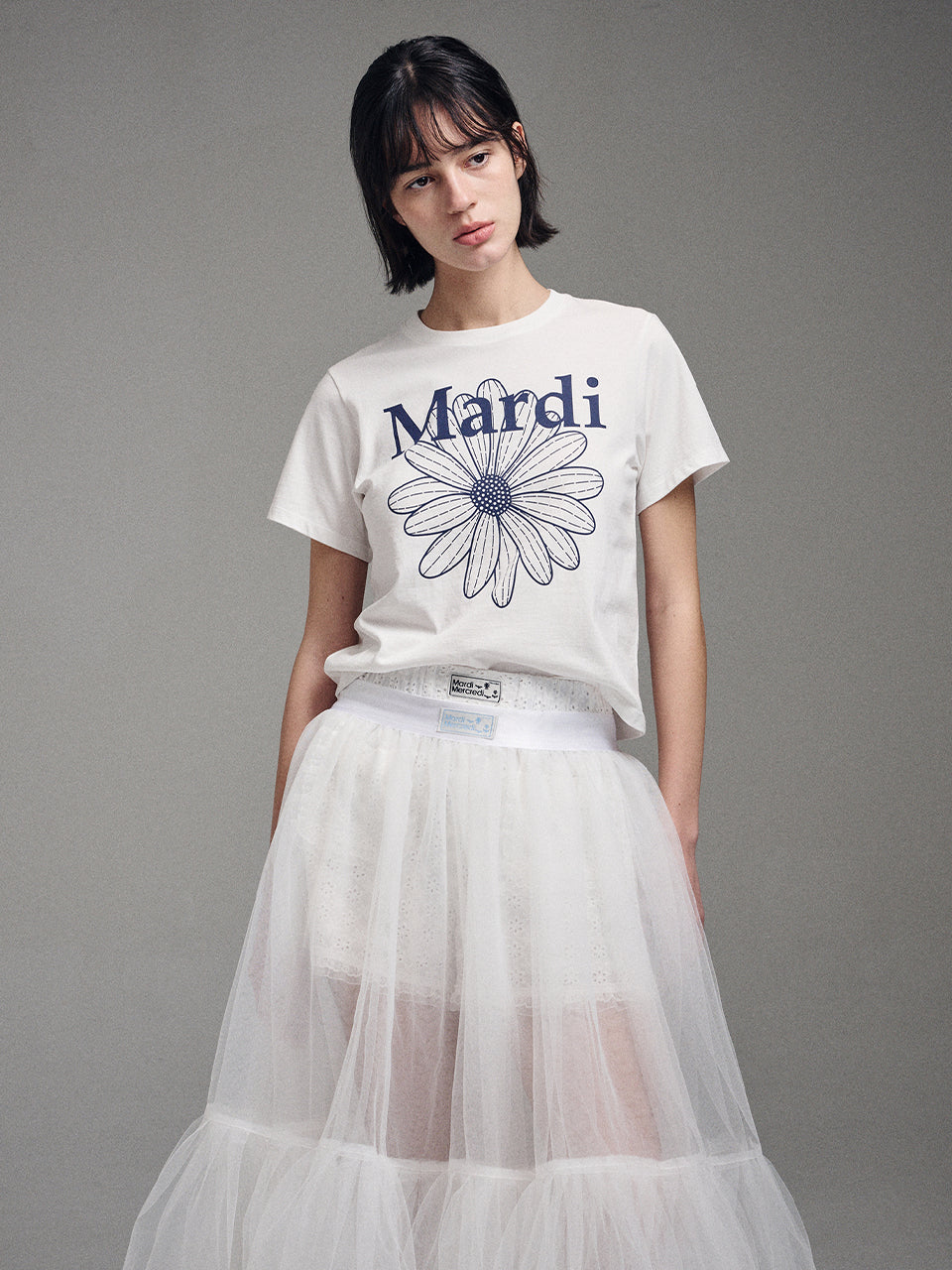 Mardi Mercredi - Slim Tshirt Flowermardi (Ivory Navy) product image 1 | TRAB K-Fashion Australia