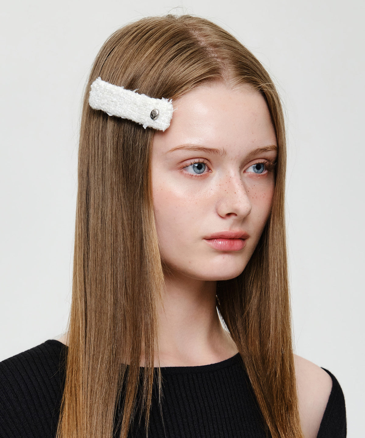 Marithe & Francois Girbaud - Tweed Hair Pin (Ivory) product image 4 | TRAB K-Fashion Australia