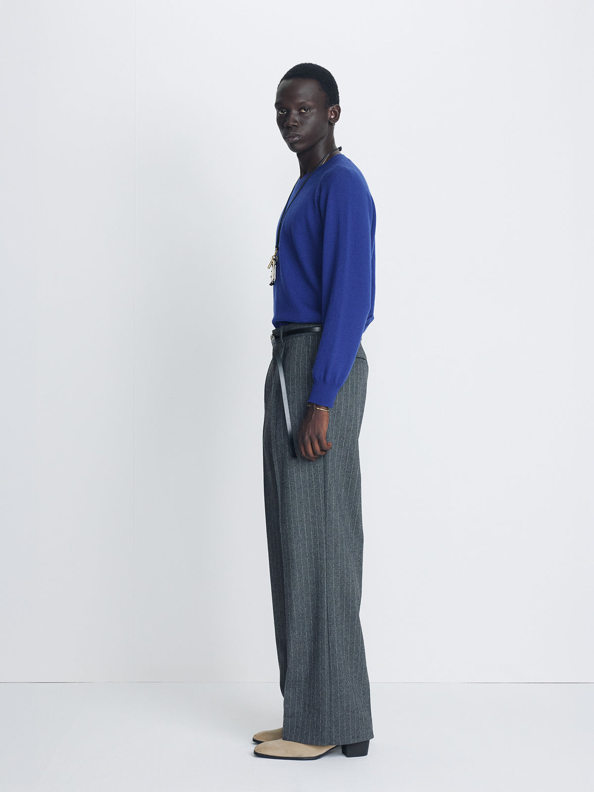 Tonywack - Herringbone Wool Wide-Leg Pleated Trousers (Mid-Grey Herringbone) product image 2 | TRAB K-Fashion Australia