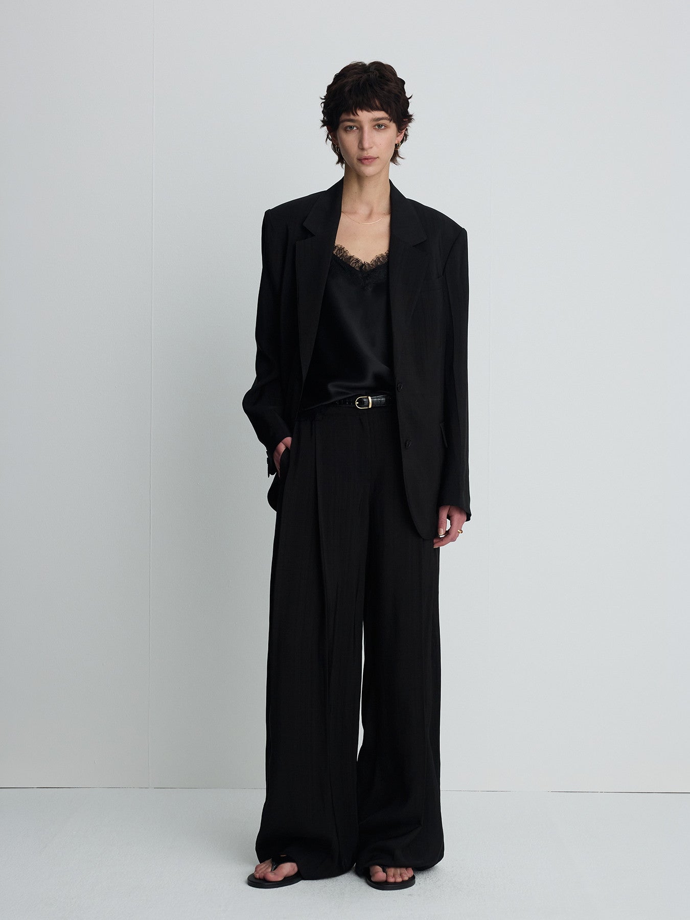 Tonywack - Airy Wide Leg Pleated Trousers (Black) product image 6 | TRAB K-Fashion Australia