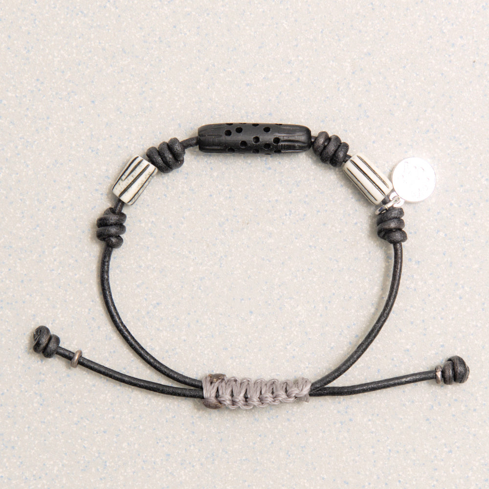 Towtow Archive - Carving Bracelet (Black) product image 1 | TRAB K-Fashion Australia