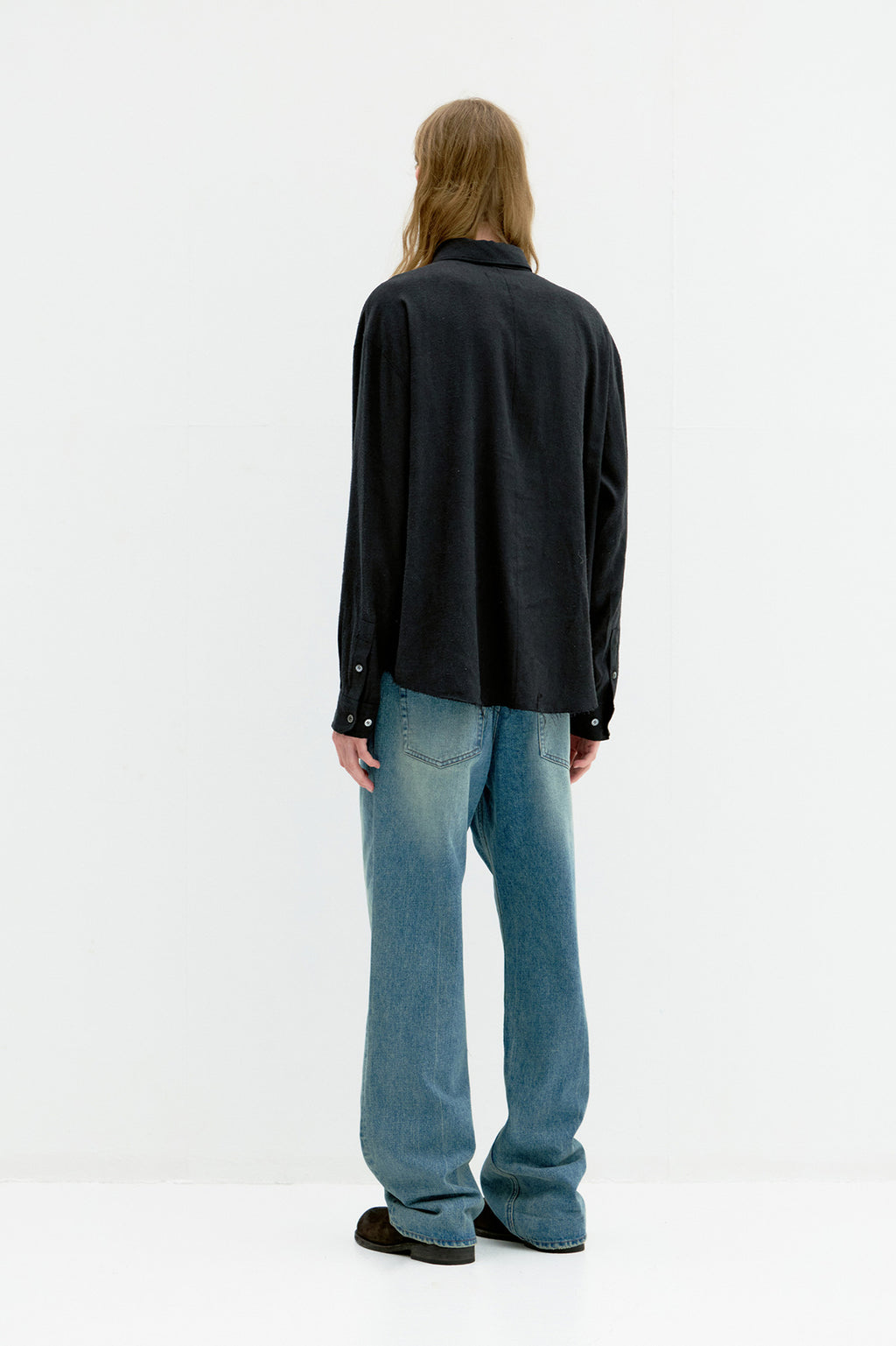 Coor - Linen Silk Cutted Shirt (Black) product image 4 | TRAB K-Fashion Australia