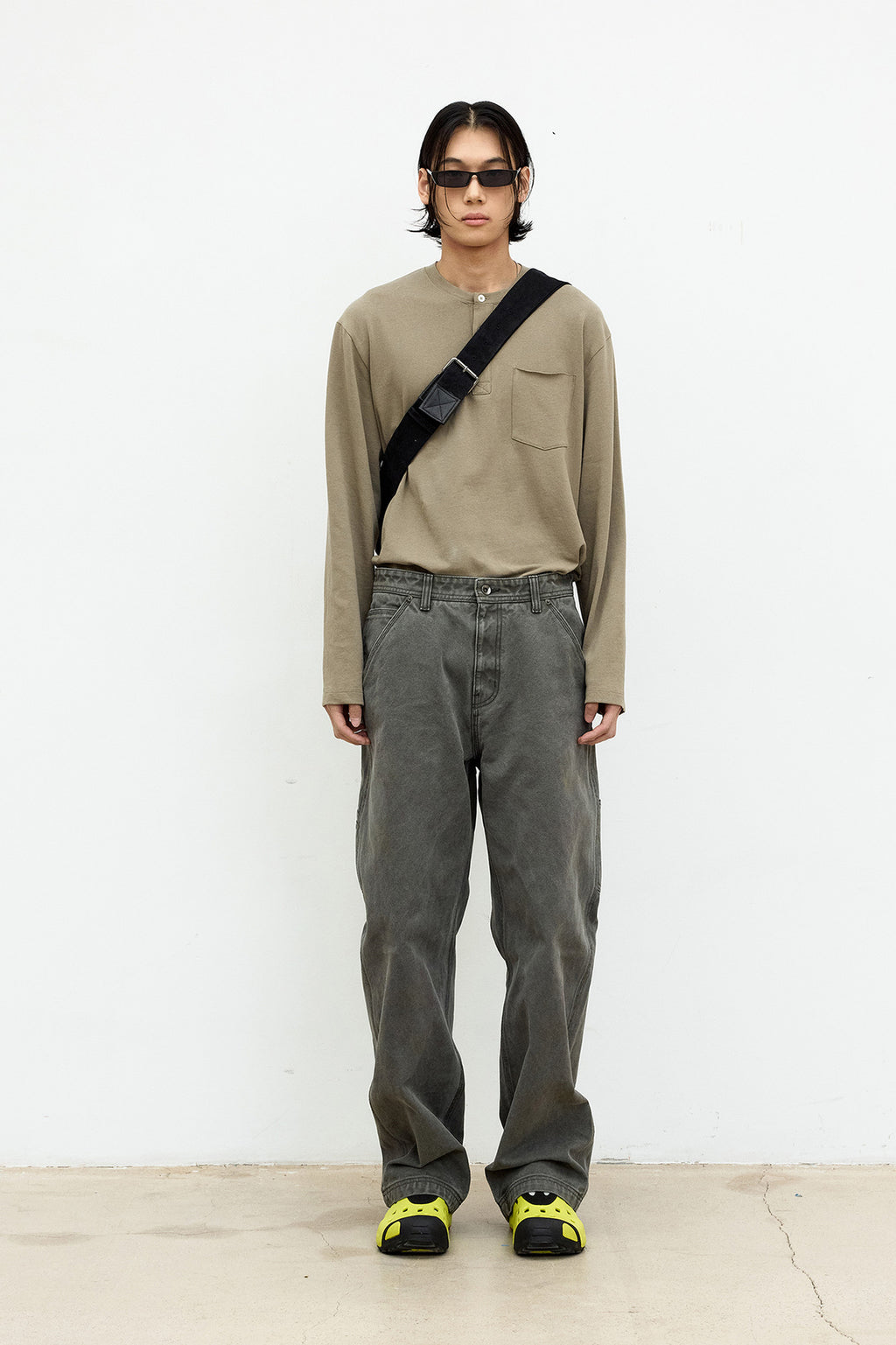 Coor - One-Pocket Long Sleeve Henley T-Shirt (Olive Khaki) product image 2 | TRAB K-Fashion Australia