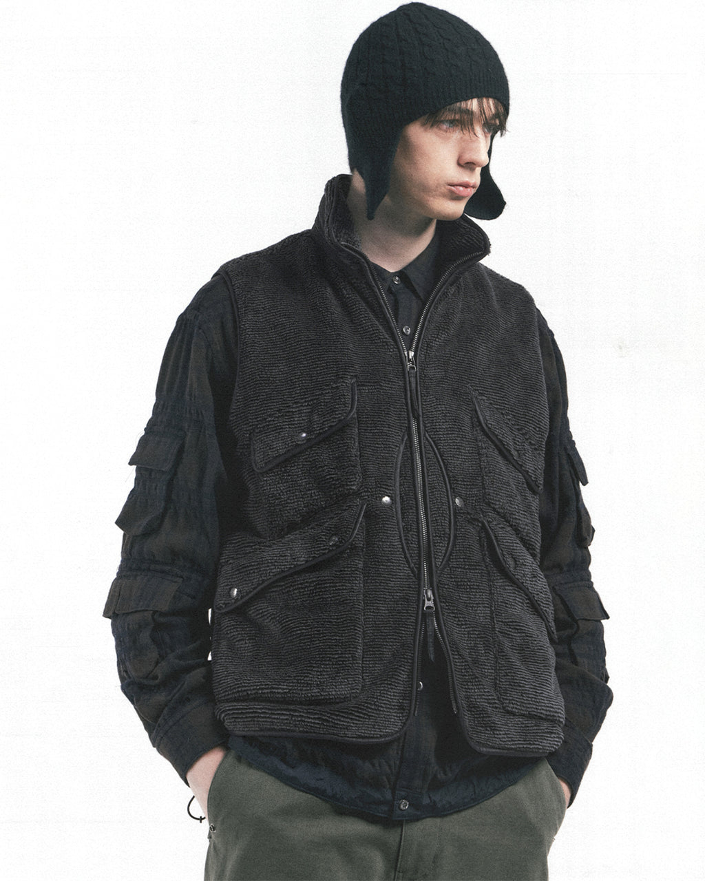 Eastlogue - Hunting Fleece Vest (Black) product image 3 | TRAB K-Fashion Australia