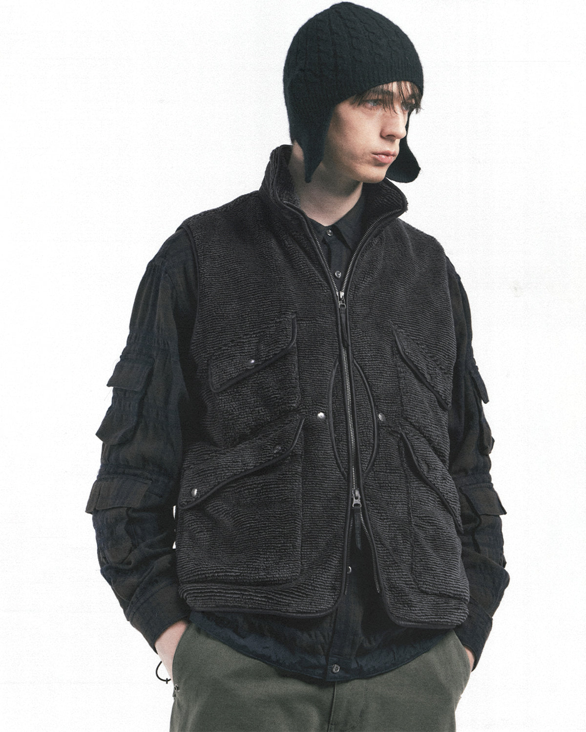 Eastlogue - Hunting Fleece Vest (Black) product image 3 | TRAB K-Fashion Australia