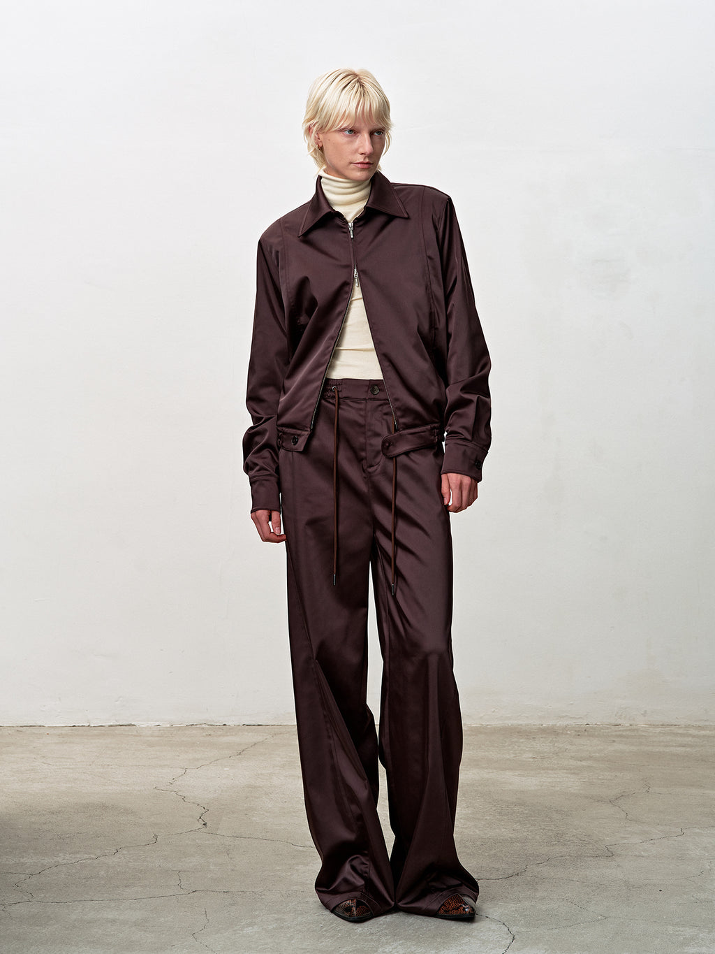 Tonywack - Silky Banding Lounge Pants (Brown) product image 5 | TRAB K-Fashion Australia