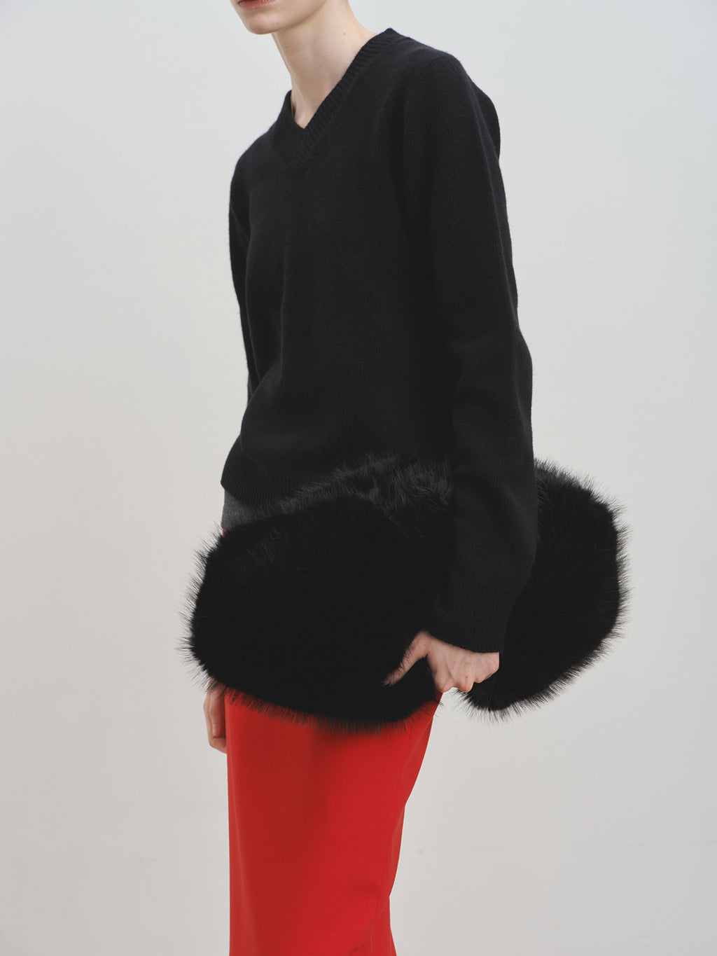 Tonywack - Cropped V-Neck Wool Sweater (Black) product image 4 | TRAB K-Fashion Australia