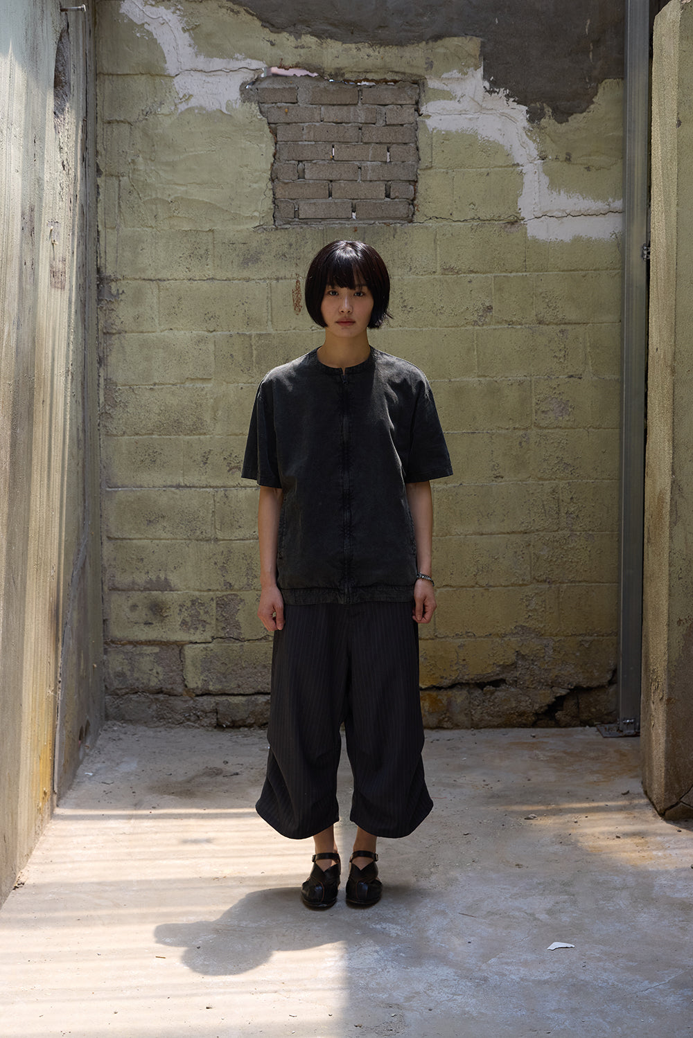 Hatchingroom - Layer Shirket (Black) product image 7 | TRAB K-Fashion Australia