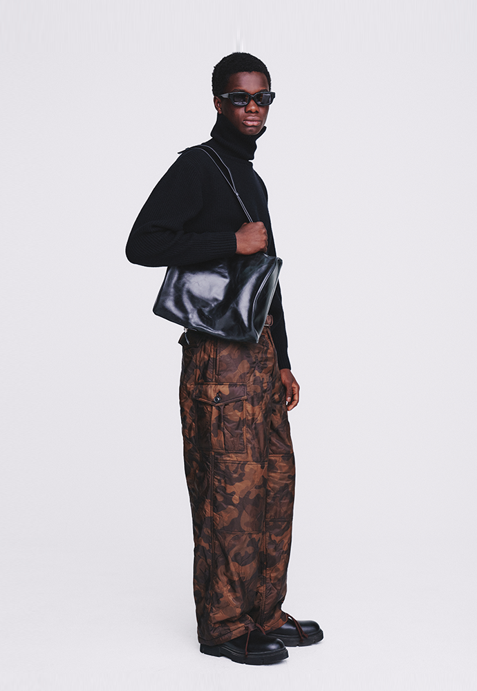 Tonywack - Utility Puffed Quilting Cargo Pants (Woodland Camo) product image 4 | TRAB K-Fashion Australia