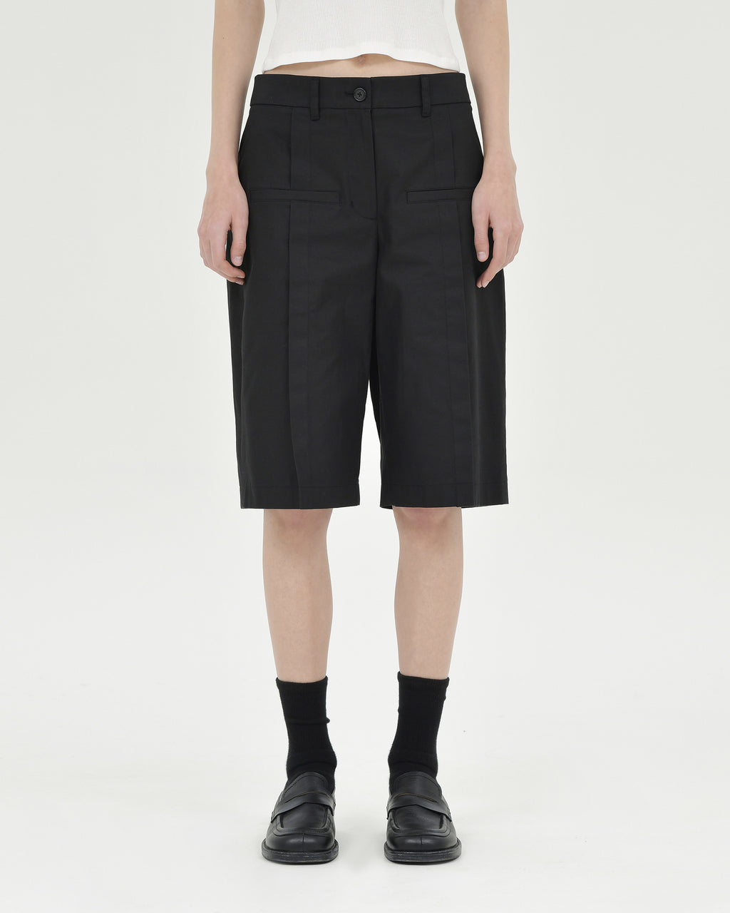 Brownyard - Bermuda Pants (Black) product image 1 | TRAB K-Fashion Australia
