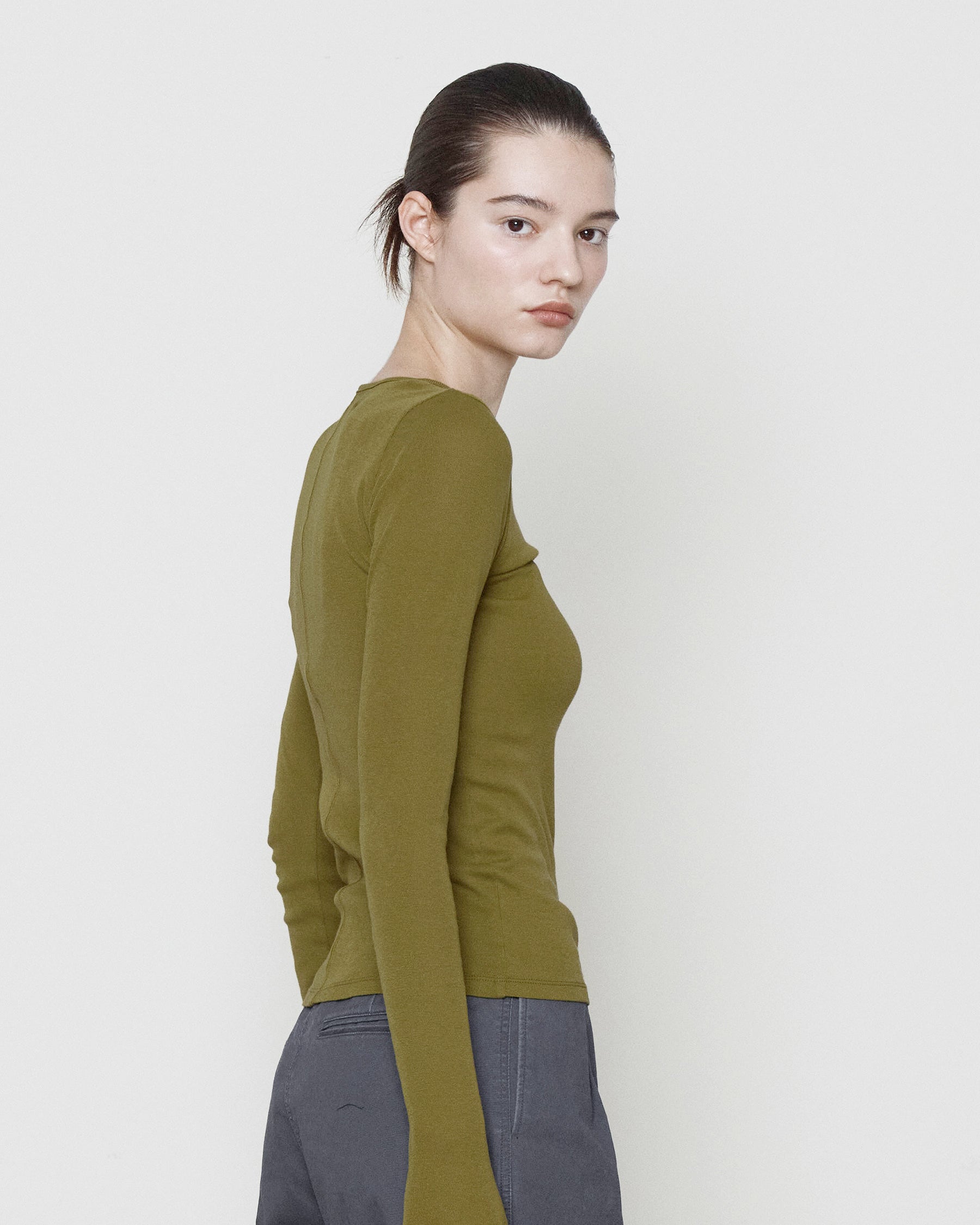 Brownyard - Ribbed Long Sleeve (Olive) product image 2 | TRAB K-Fashion Australia