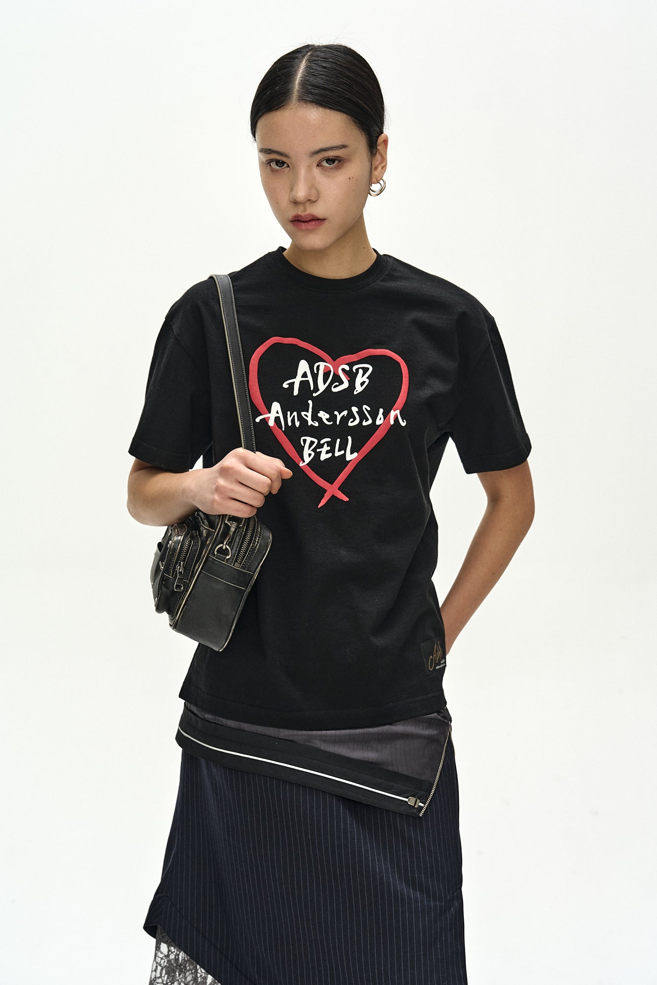 Andersson Bell - Unisex Heart Kelly Logo T-Shirt (Black/Red) product image 6 | TRAB K-Fashion Australia