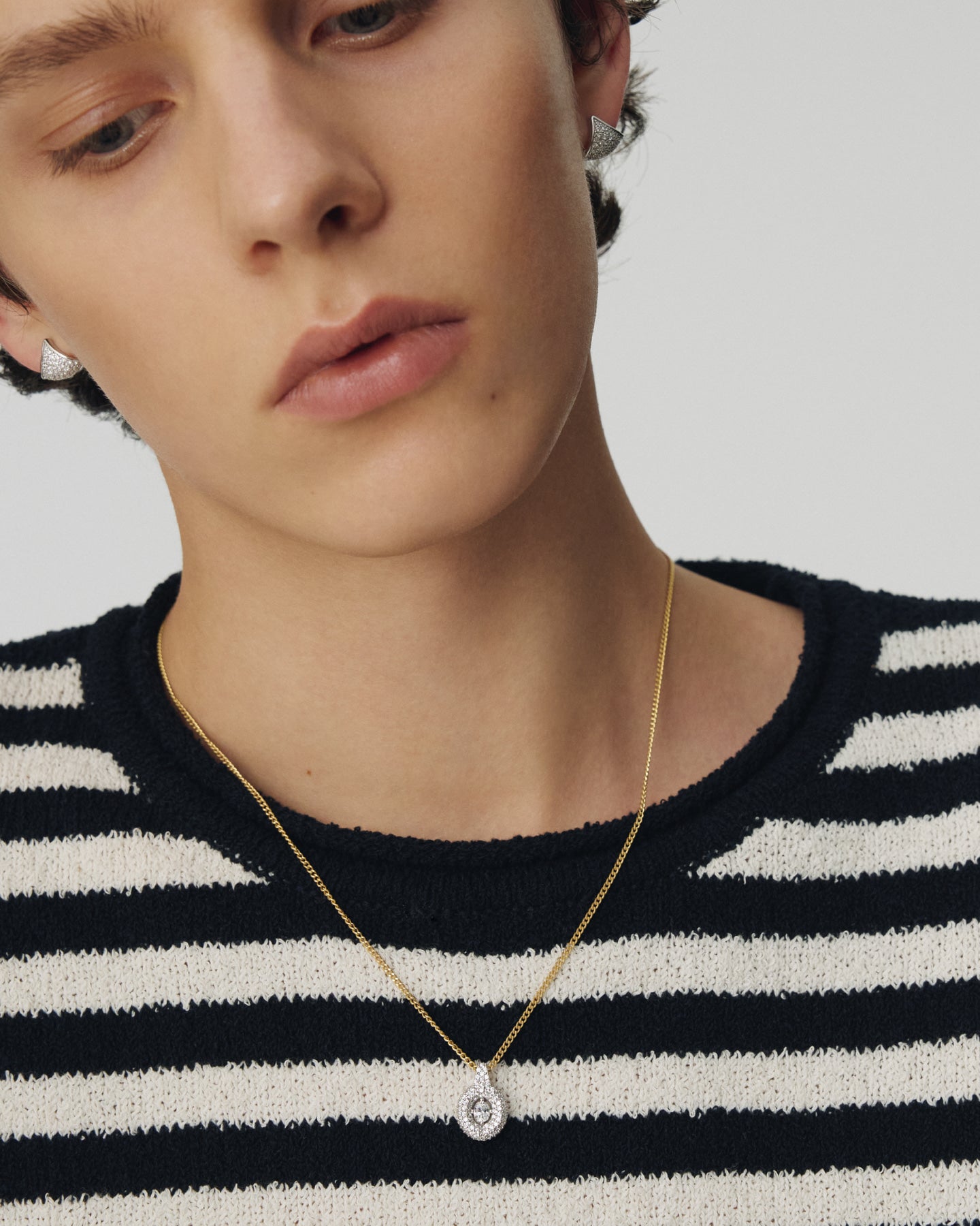 Numbering - Oval Solitaire Pendant Necklace with a  Dimensional Pave Frame #3802 product image 2 | TRAB K-Fashion Australia