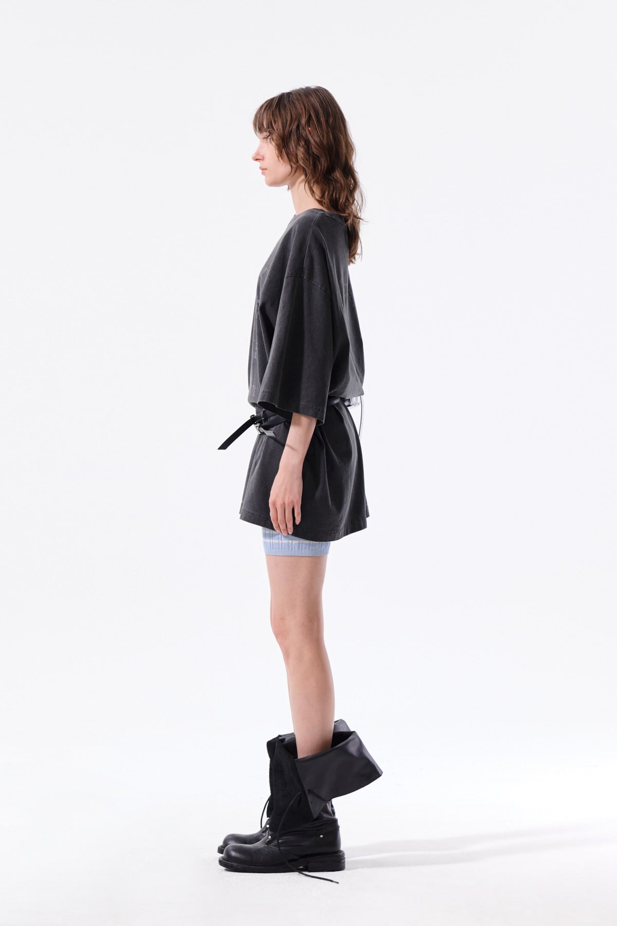 Matin Kim - [Pre-Order – Ships June 22] Pigment Graffiti Logo Top (Charcoal) product image 6 | TRAB K-Fashion Australia