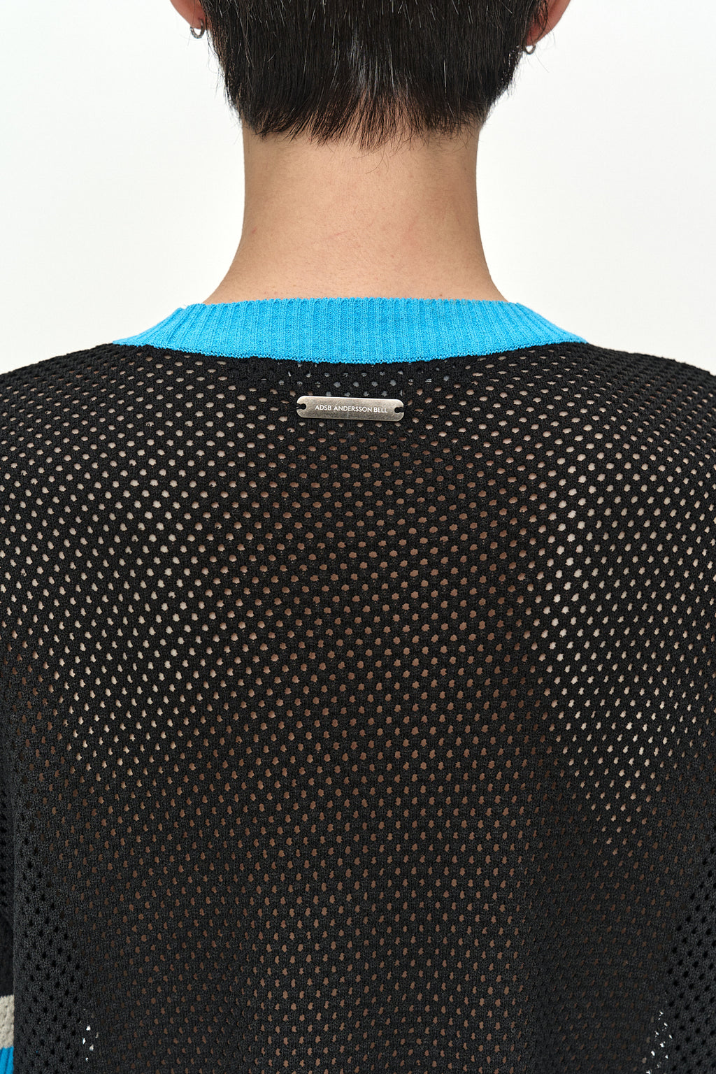 Andersson Bell - Color-Blocked Short Sleeve Crew-Neck Sweater (Black/Blue) product image 7 | TRAB K-Fashion Australia