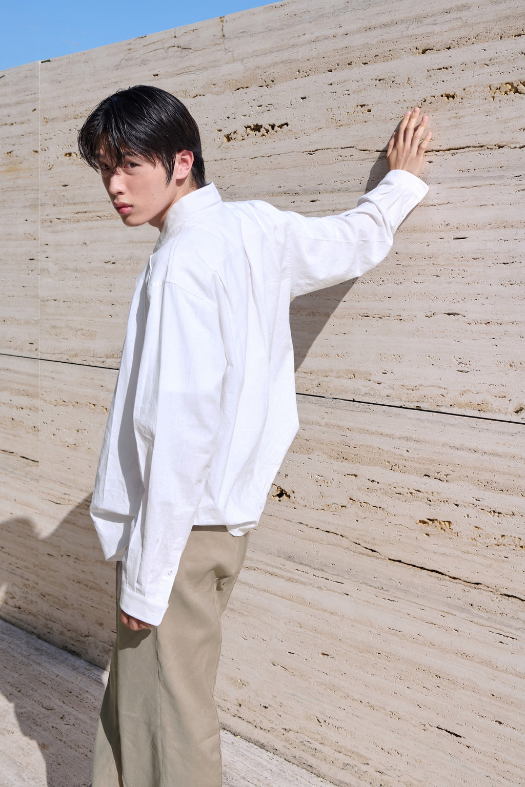 STU - Low Rise Pin Tuck Linen Slacks (Beige) product image 9 | TRAB K-Fashion Australia