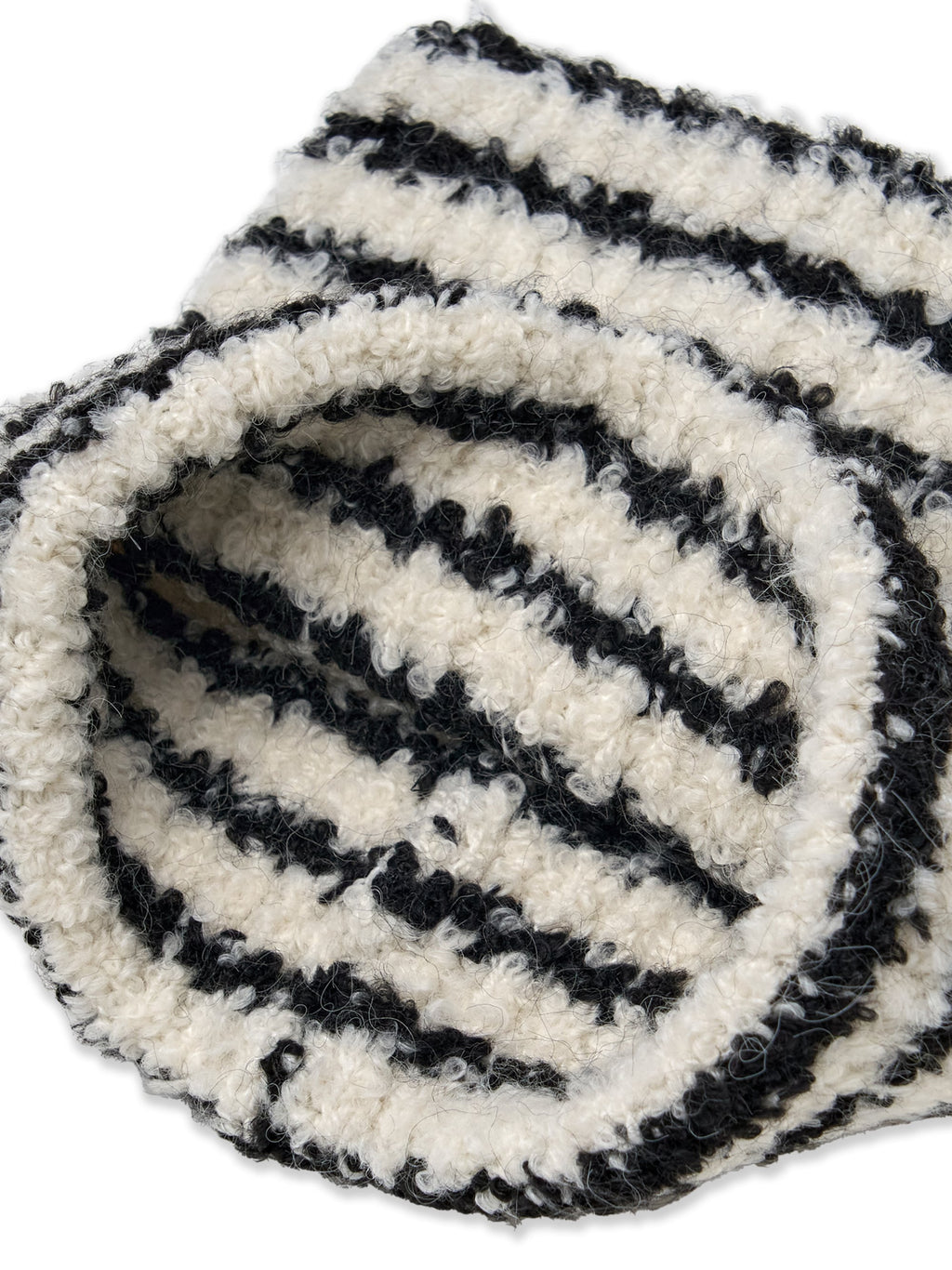 MLB Korea - MLB Striped Meow Beanie New York Yankees (Black) product image 6 | TRAB K-Fashion Australia
