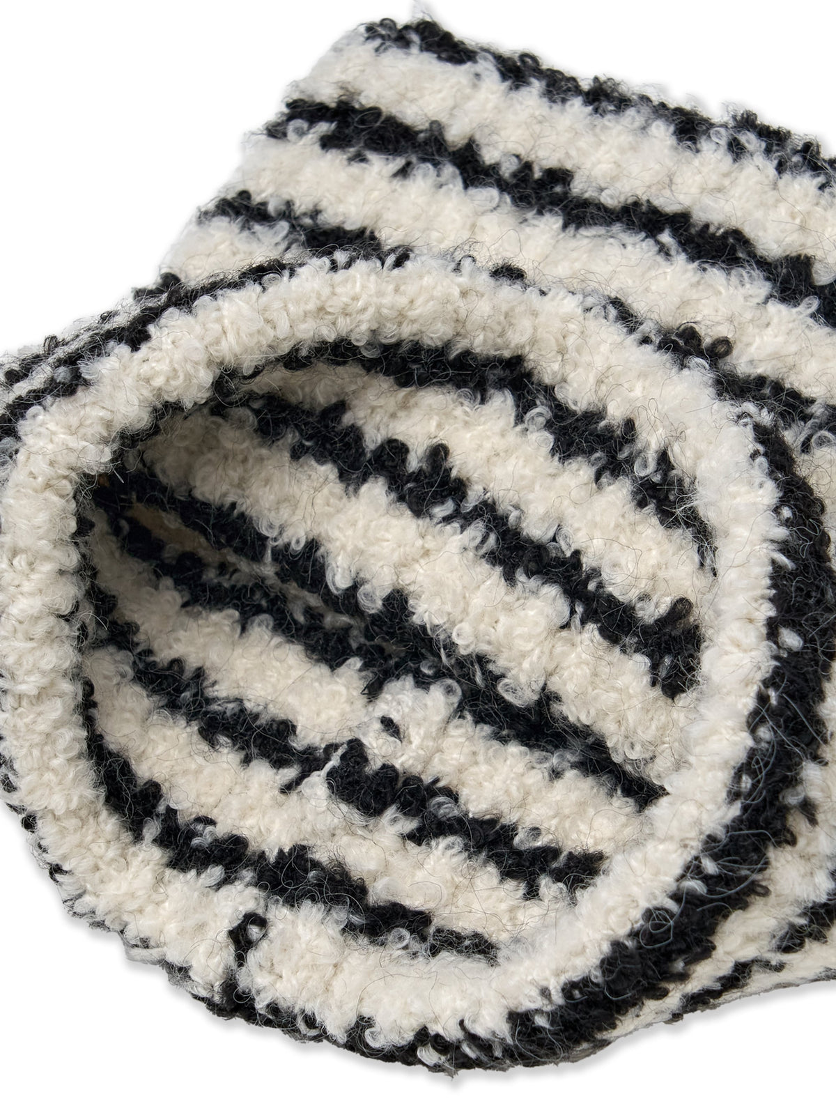 MLB Korea - MLB Striped Meow Beanie New York Yankees (Black) product image 6 | TRAB K-Fashion Australia