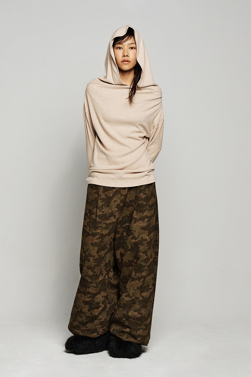 Deinet - Hug Me Hood Long Sleeve (Beige) product image 4 | TRAB K-Fashion Australia