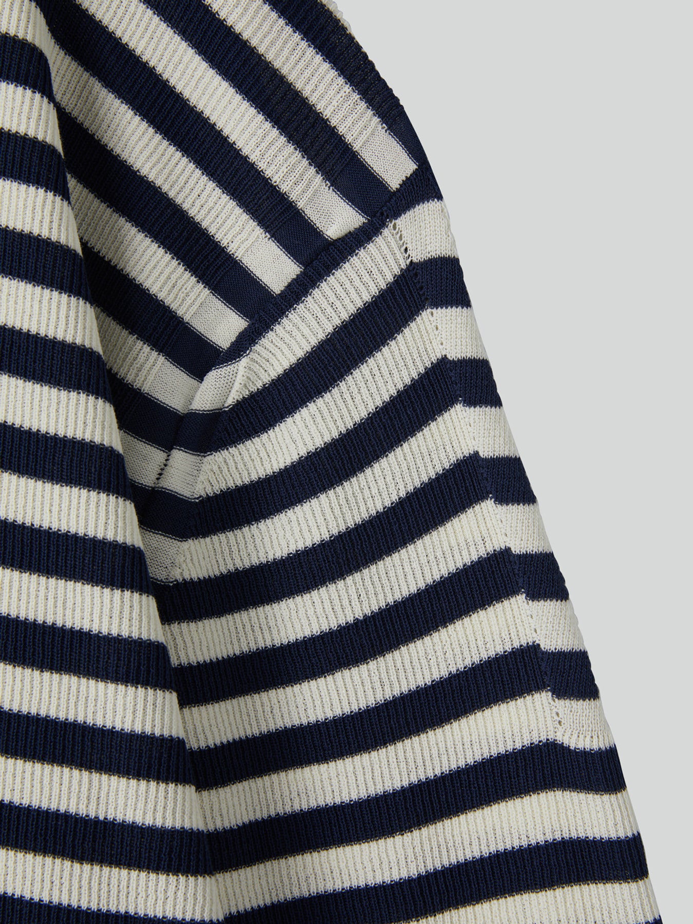 Recto - Marina Summer Polo Knit Top (Navy) product image 7 | TRAB K-Fashion Australia