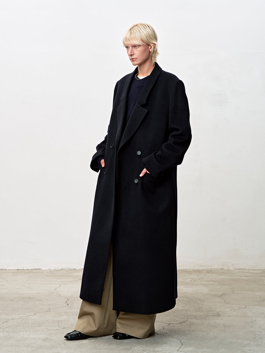 Tonywack - Tailored Double-Breasted Maxi Coat (Navy) product image 4 | TRAB K-Fashion Australia