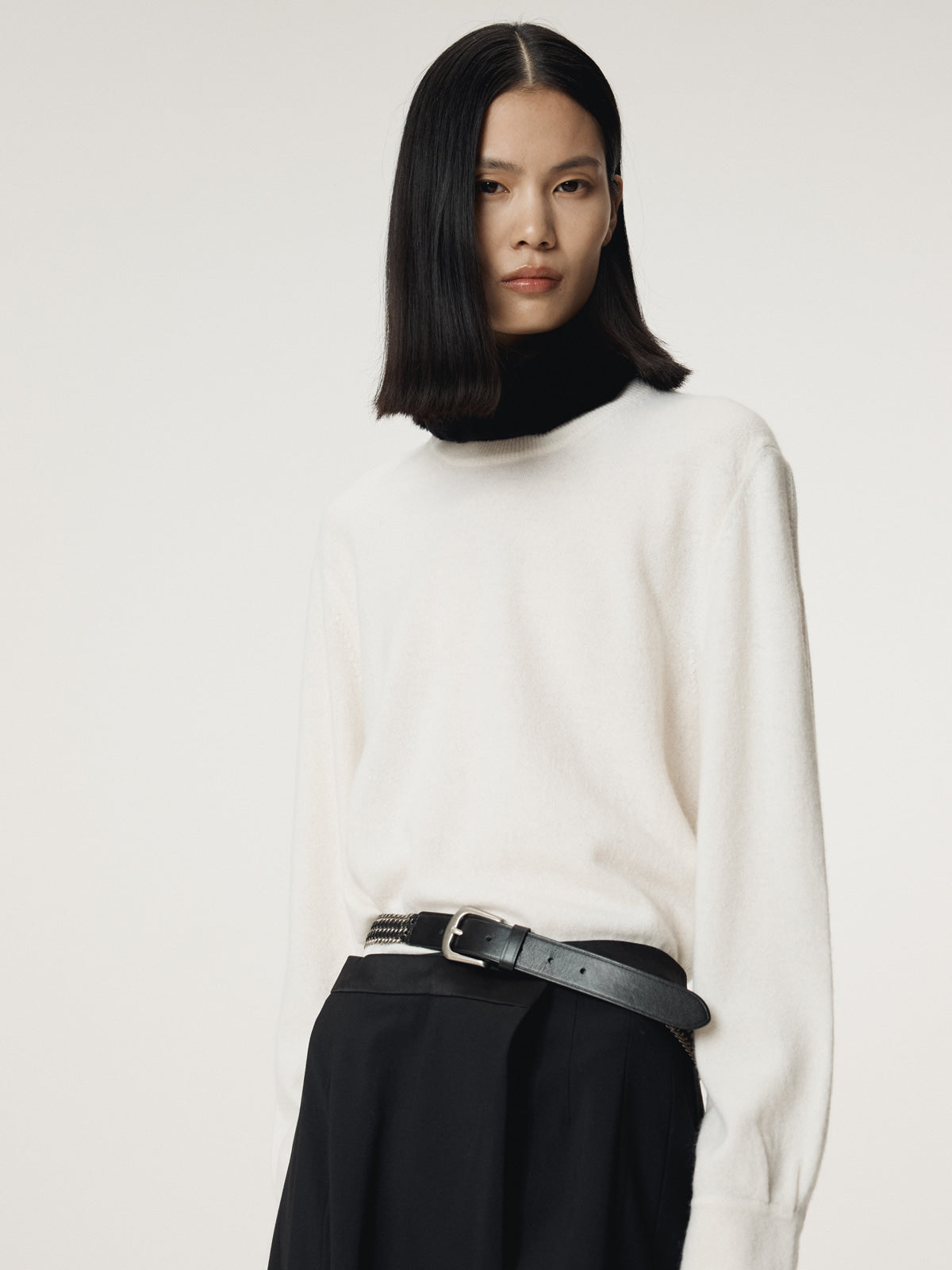 Recto - Shirt Cuffs Detail Knit Top (Cream) product image 7 | TRAB K-Fashion Australia