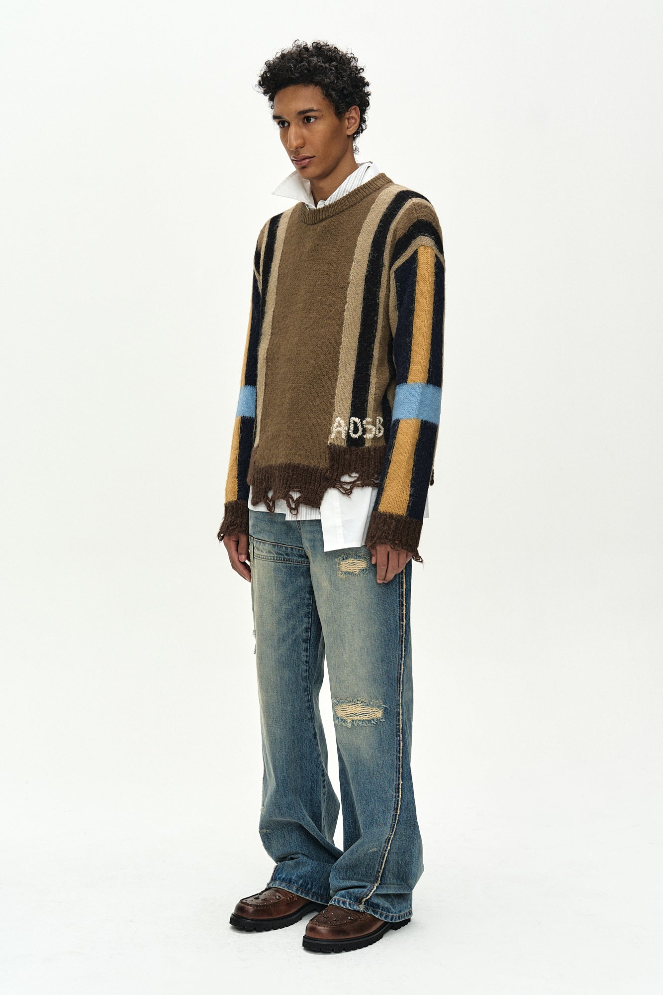Andersson Bell - Unisex Re-Worked Embroidery Flare Jeans (blue) (Blue) product image 3 | TRAB K-Fashion Australia