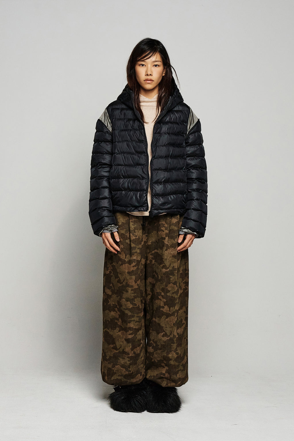 Deinet - Point Wellon Hooded Jacket (Black) product image 1 | TRAB K-Fashion Australia