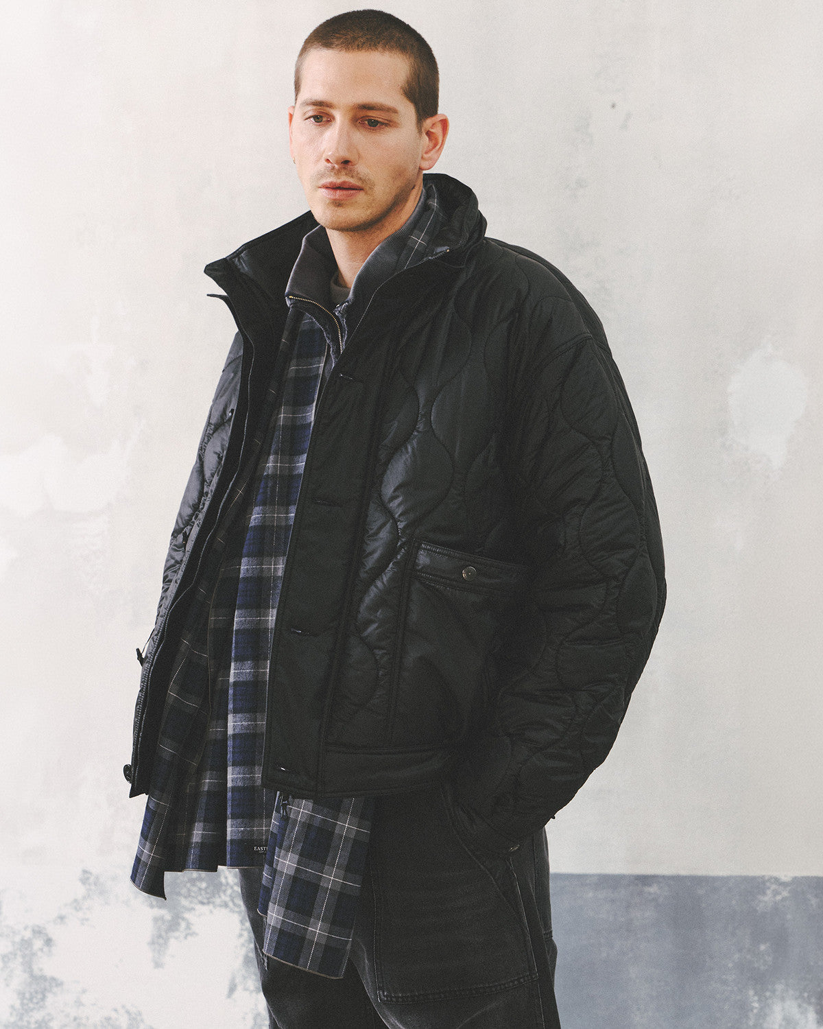 Eastlogue - Hiker Jumper (Quilted Black) product image 2 | TRAB K-Fashion Australia