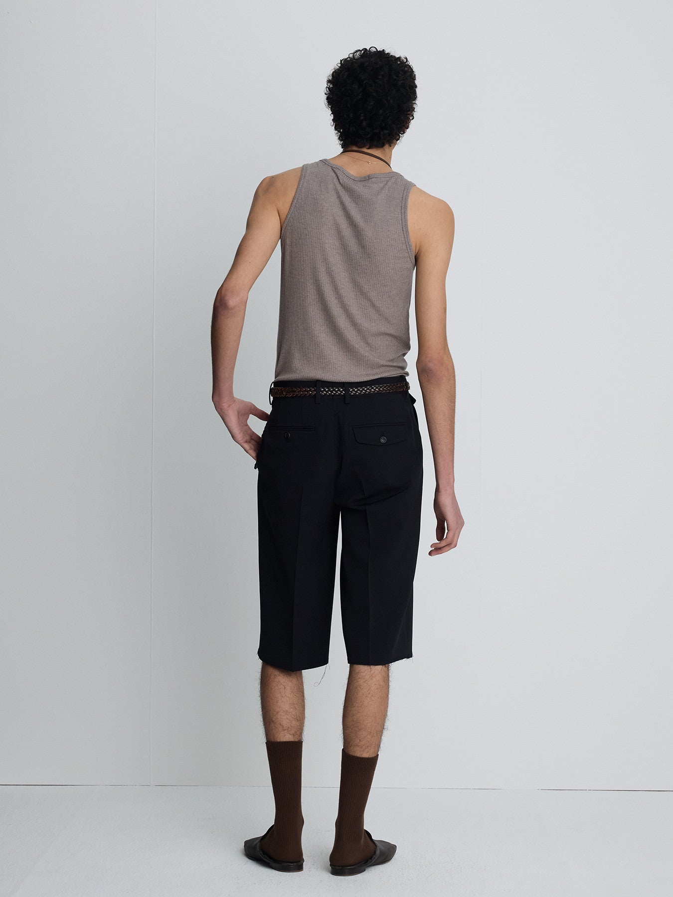 Tonywack - Raw-Cut Wool Pleated Tailored Shorts (Dark Navy) product image 4 | TRAB K-Fashion Australia