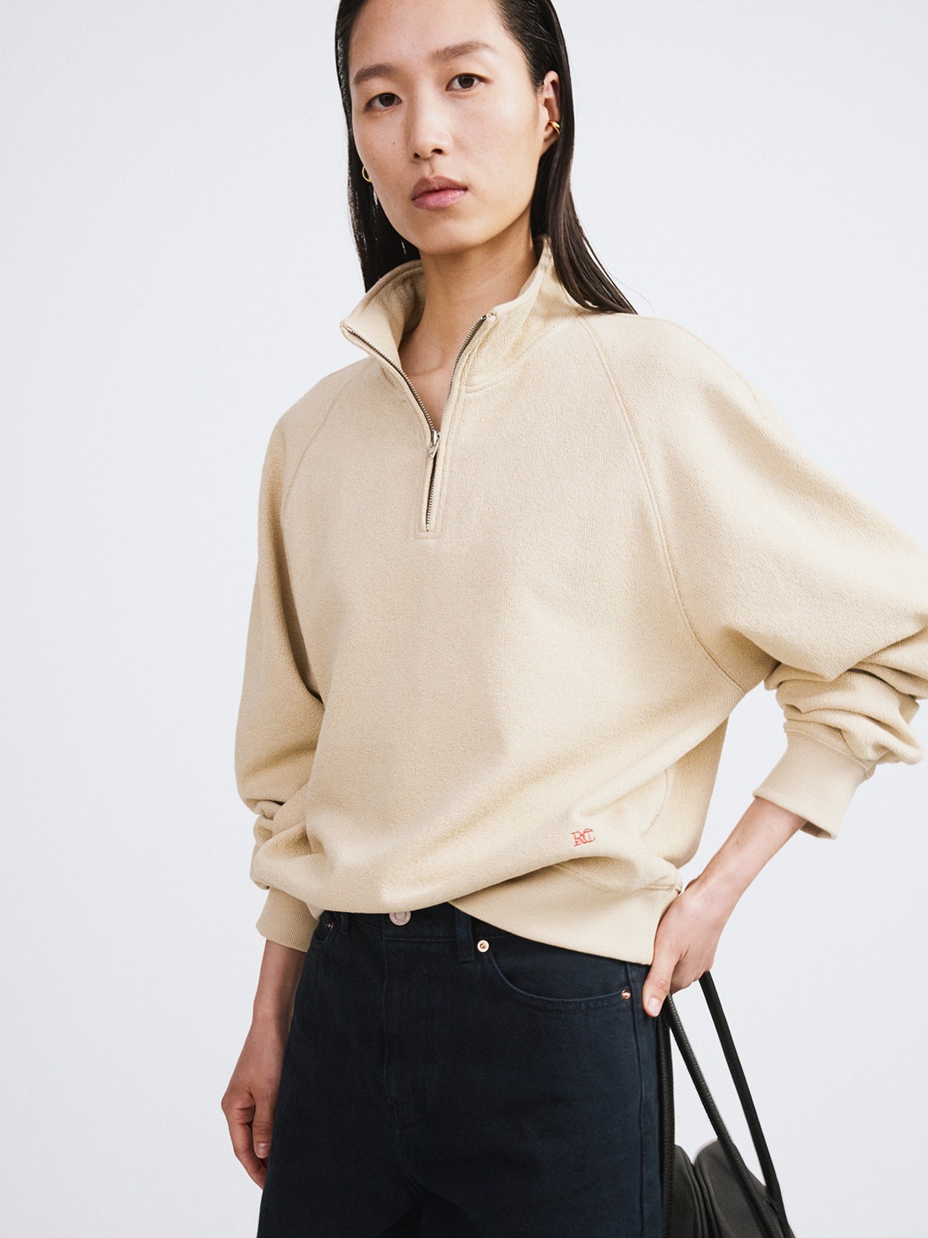 Recto - Rc Logo Half-Zip Sweatshirt (Beige) product image 1 | TRAB K-Fashion Australia
