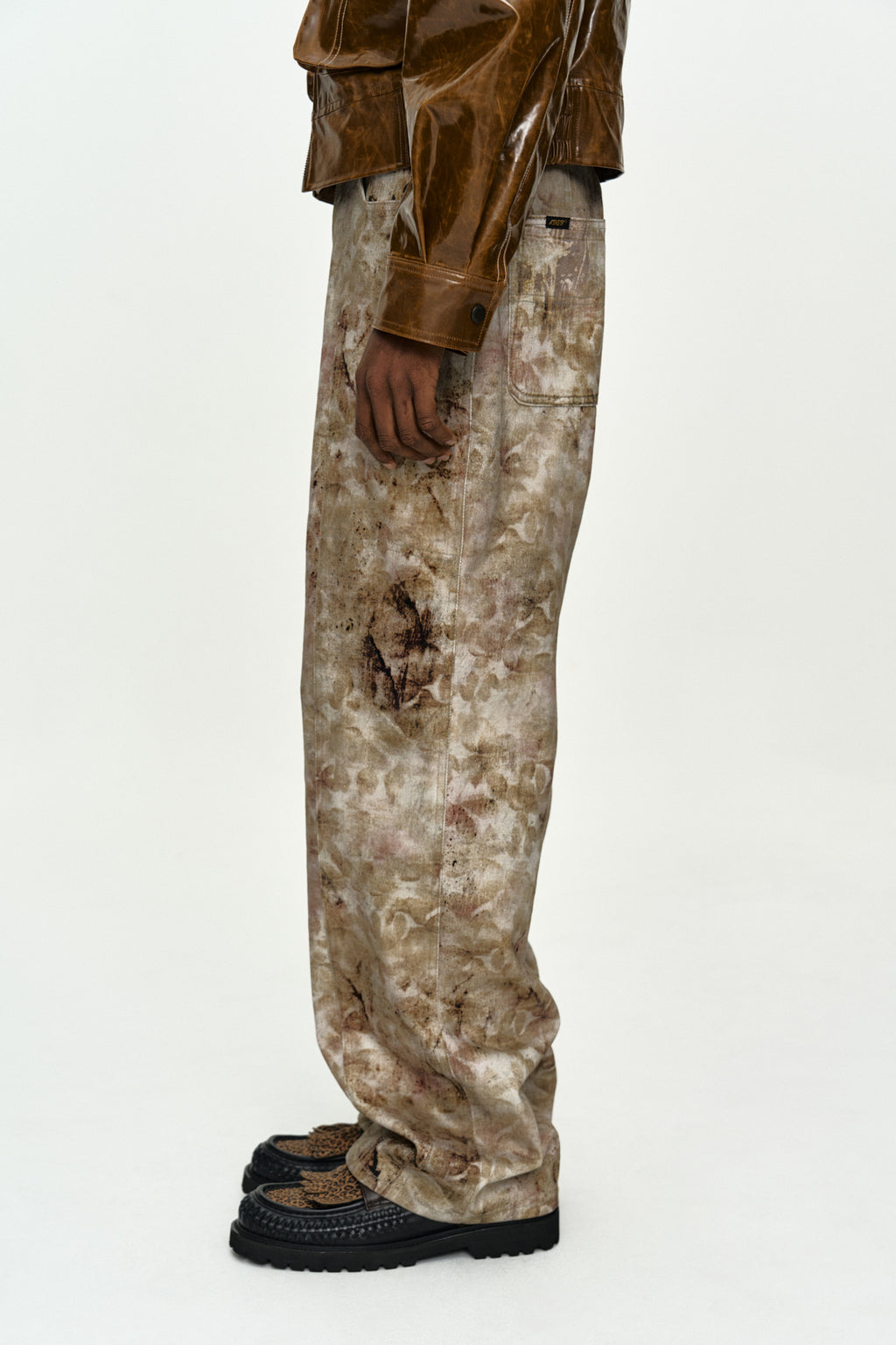 Andersson Bell - Flower Printed Wide-Leg Jeans (Beige) product image 5 | TRAB K-Fashion Australia