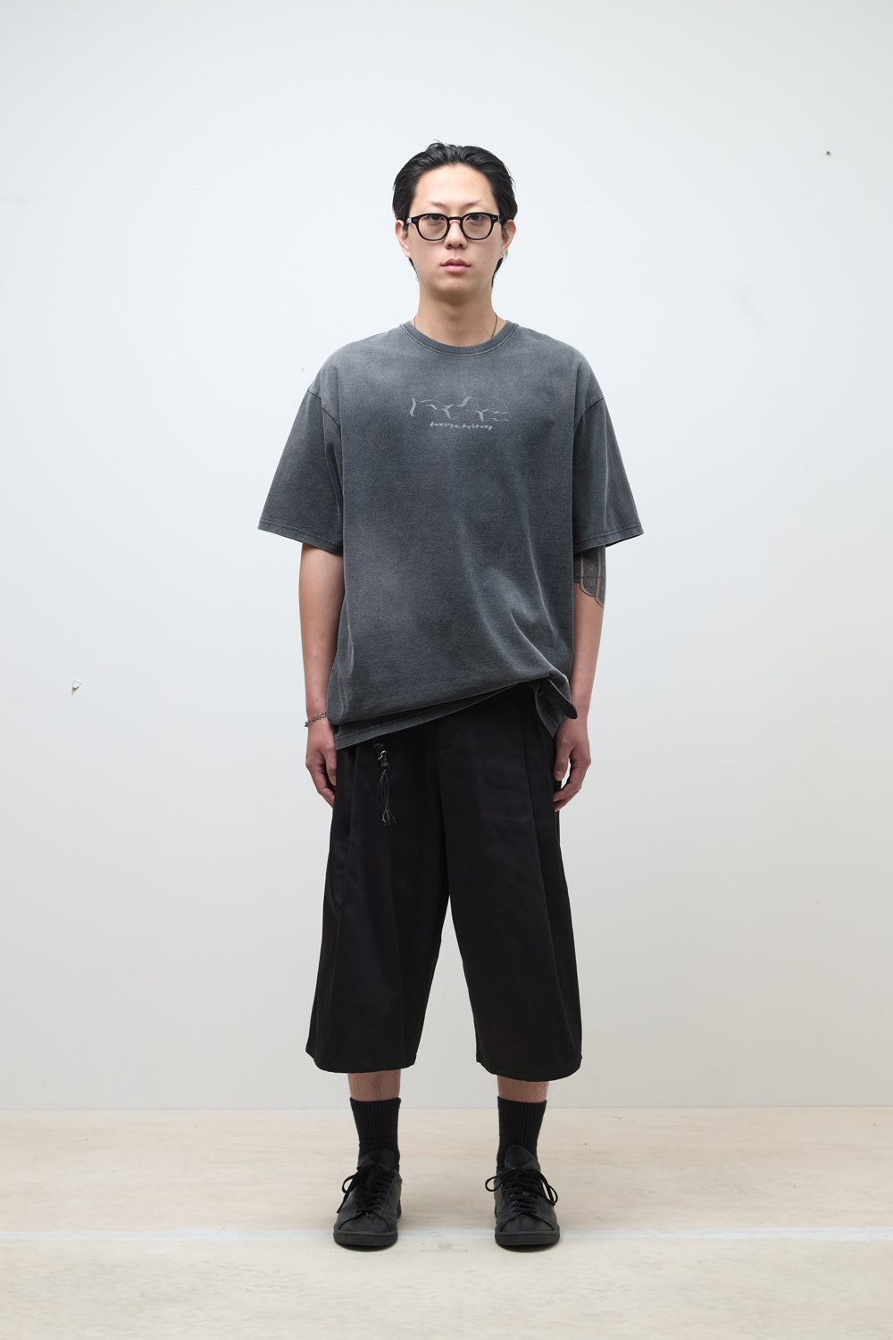 Hatchingroom - Room Tee (Black) product image 9 | TRAB K-Fashion Australia