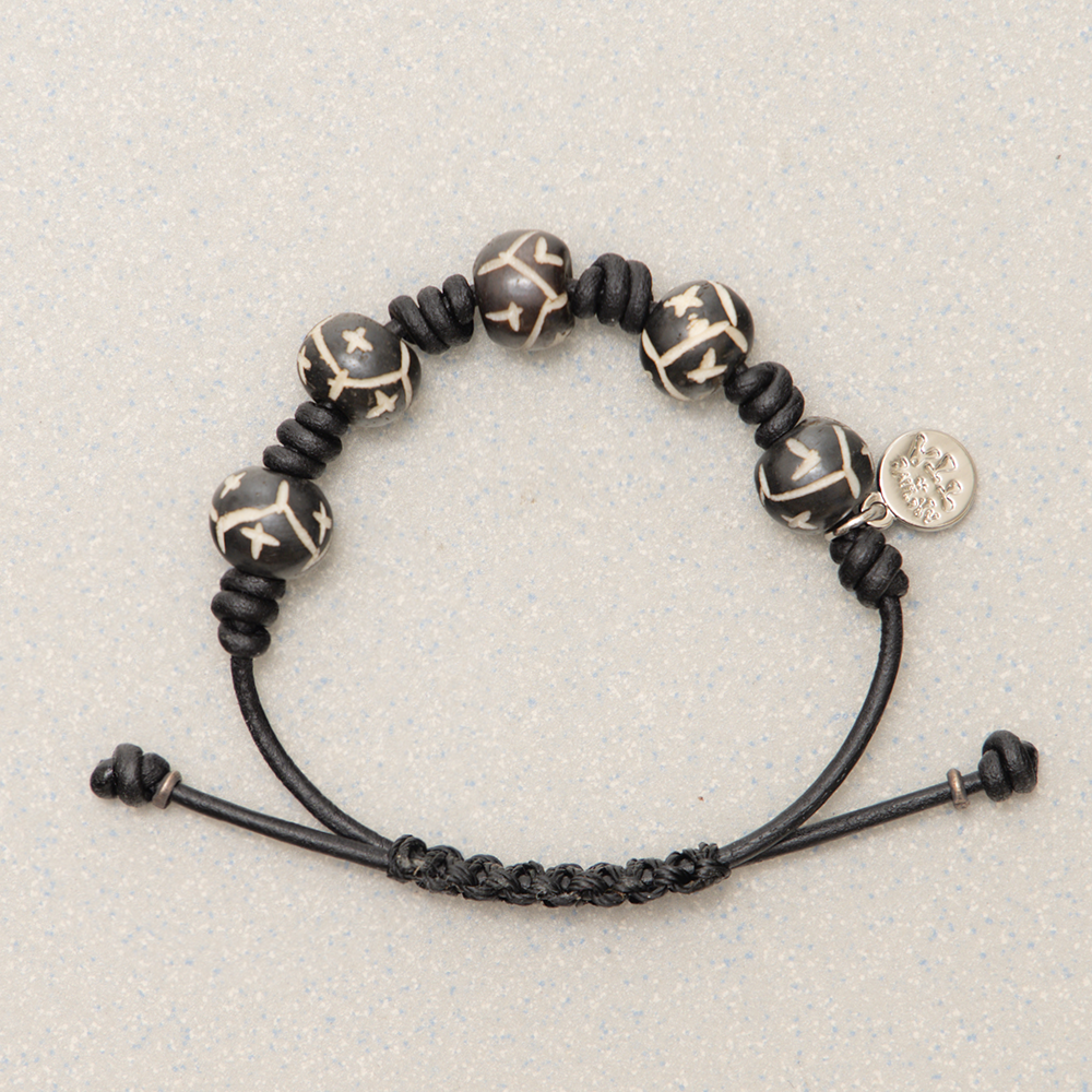 Towtow Archive - Sombra Bracelet (Black) product image 1 | TRAB K-Fashion Australia