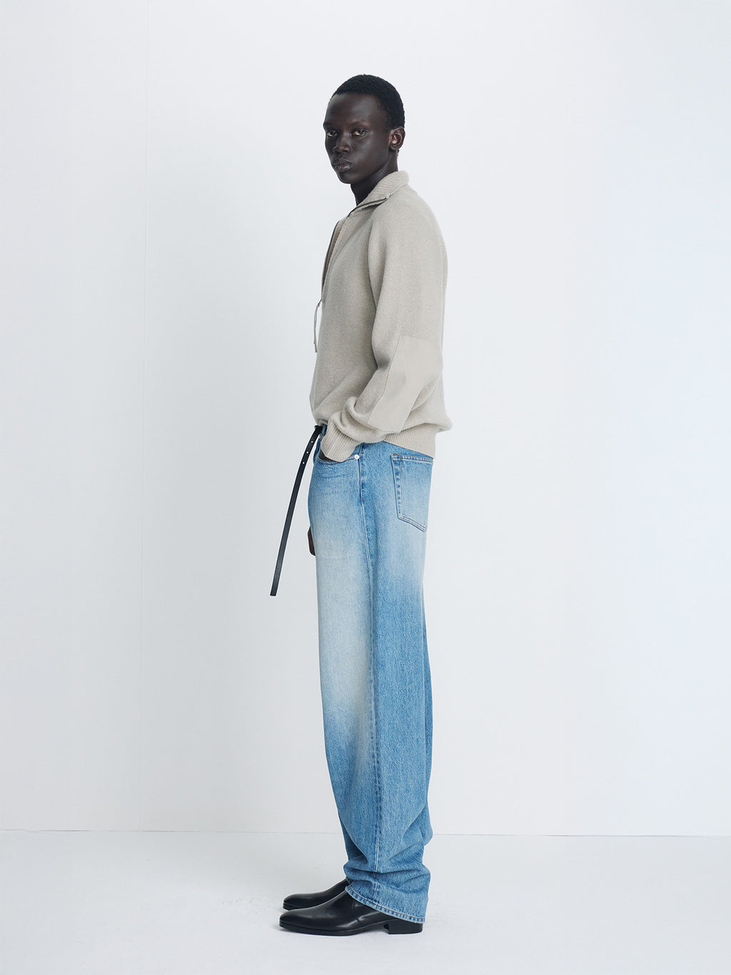 Tonywack - Loose Tapered Denim Jeans (Vintage Washed Blue) product image 3 | TRAB K-Fashion Australia