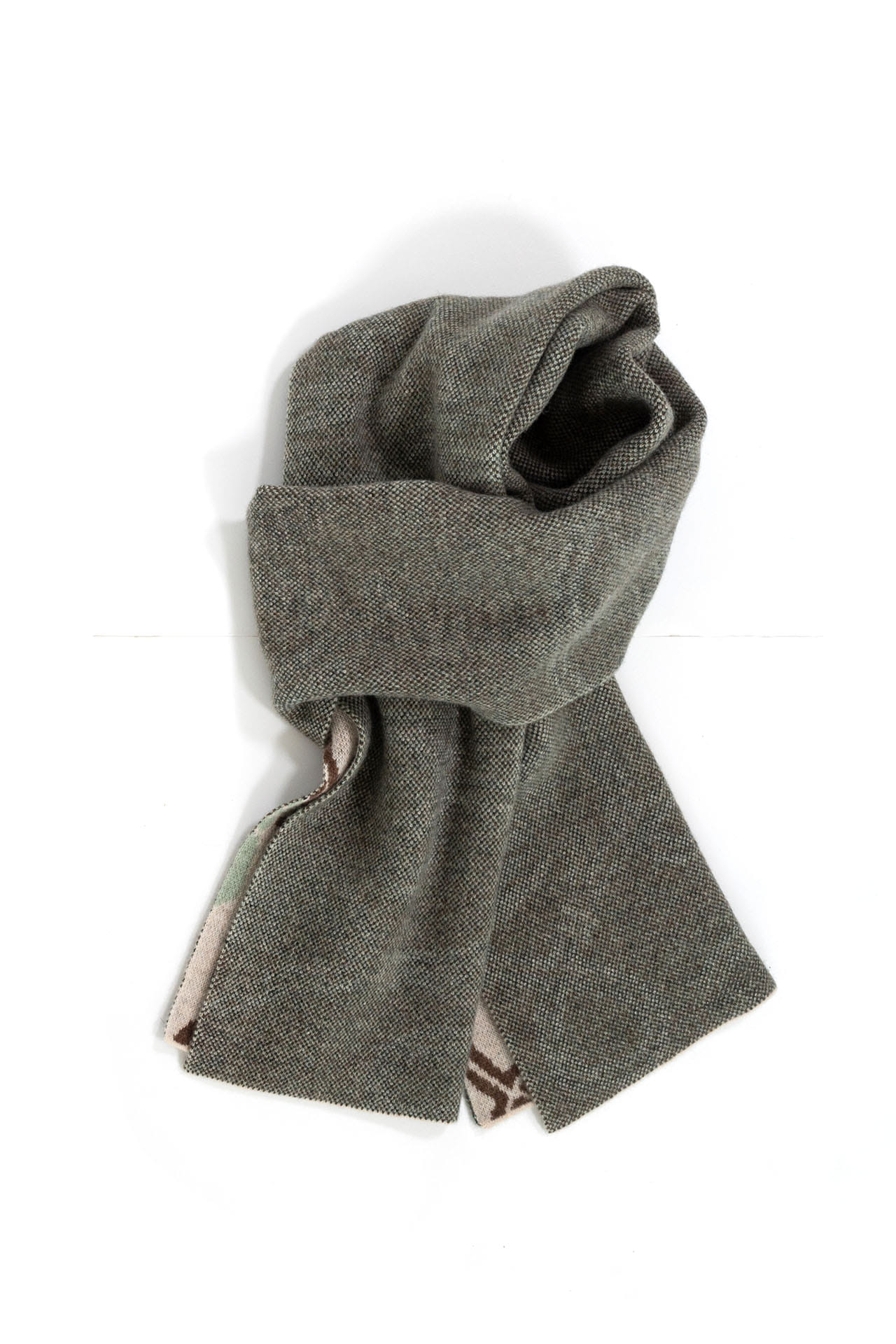 Ioedle - Rattan Muffler (OC2) product image 9 | TRAB K-Fashion Australia