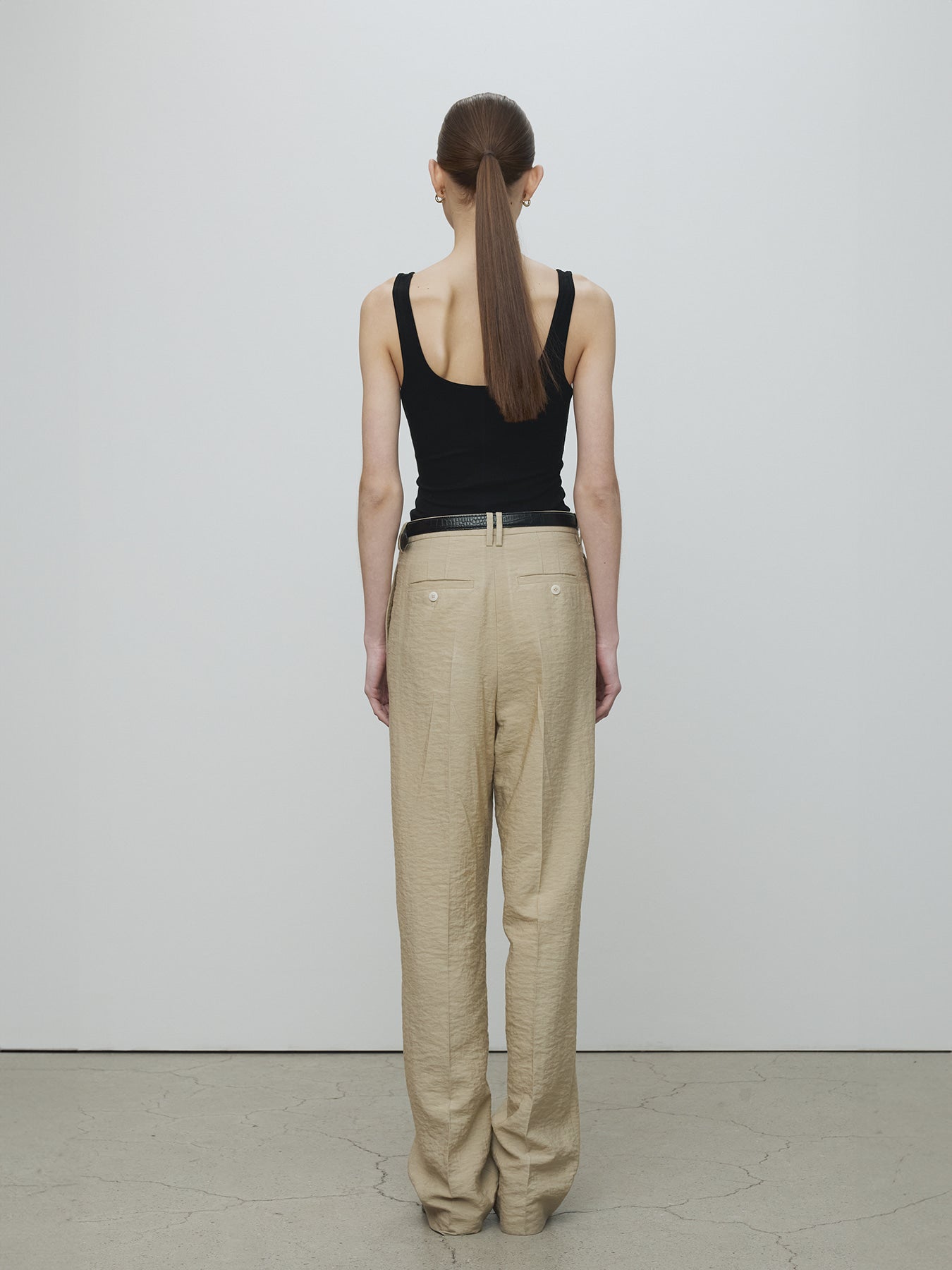 Tonywack - Tencel U-Neck Sleeveless (Black) product image 3 | TRAB K-Fashion Australia