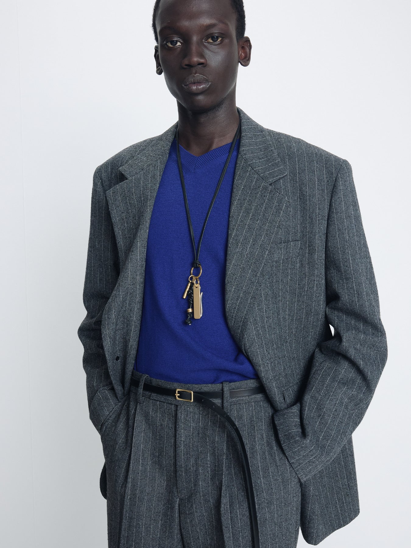 Tonywack - Super Fine Merino Wool Distressed V- Neck Knit (Navy) product image 6 | TRAB K-Fashion Australia