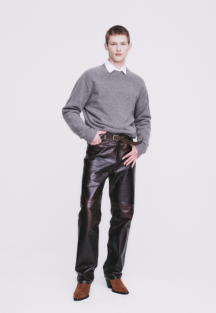 Tonywack - Cashmere Whole Garment Saddle Neck Sweater (Warm Grey) product image 3 | TRAB K-Fashion Australia