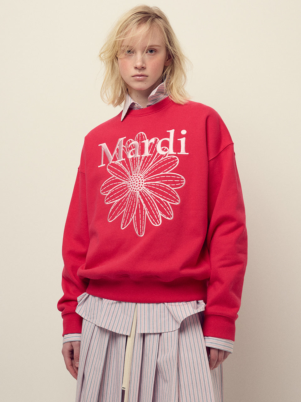 Mardi Mercredi - Sweatshirt Flowermardi Needlework (Red Pink) product image 1 | TRAB K-Fashion Australia
