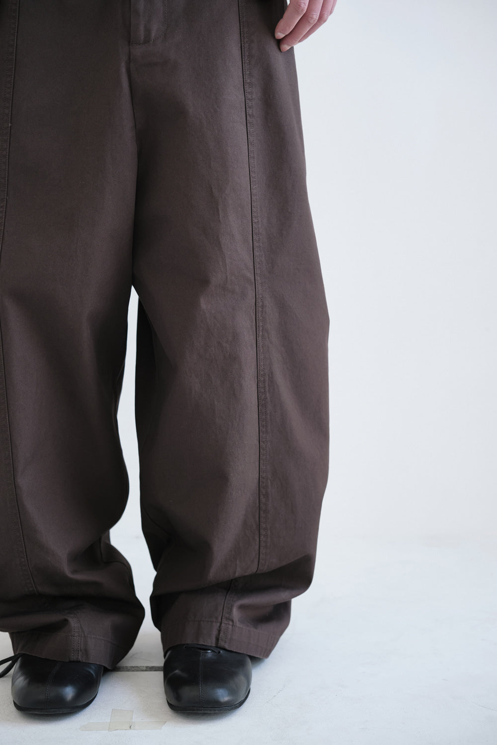 Hatchingroom - Slump Trousers (Dark Brown) product image 7 | TRAB K-Fashion Australia