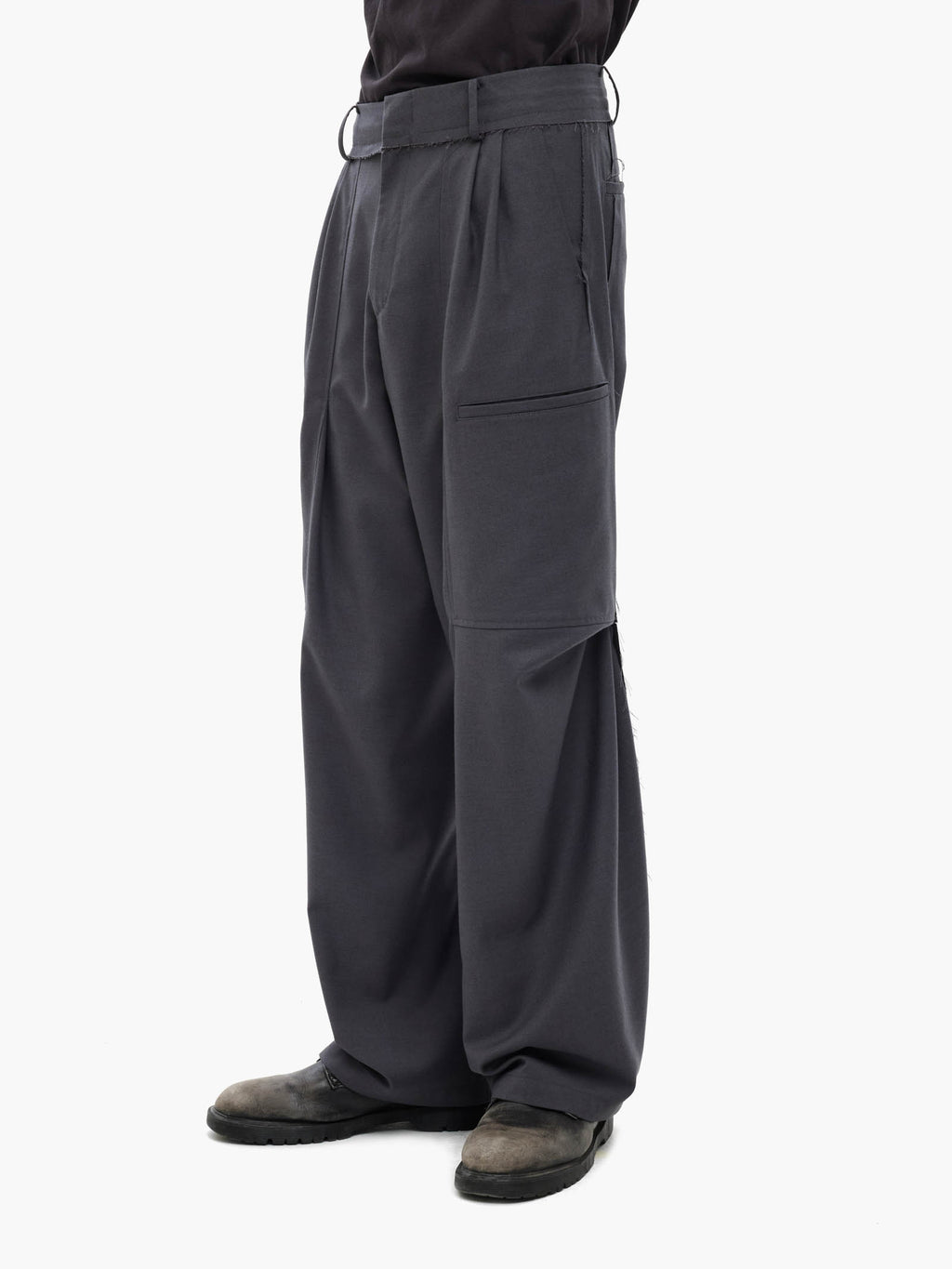 Jiyong Kim - Raw Edged 3D Pocket Trousers (Grey) product image 4 | TRAB K-Fashion Australia