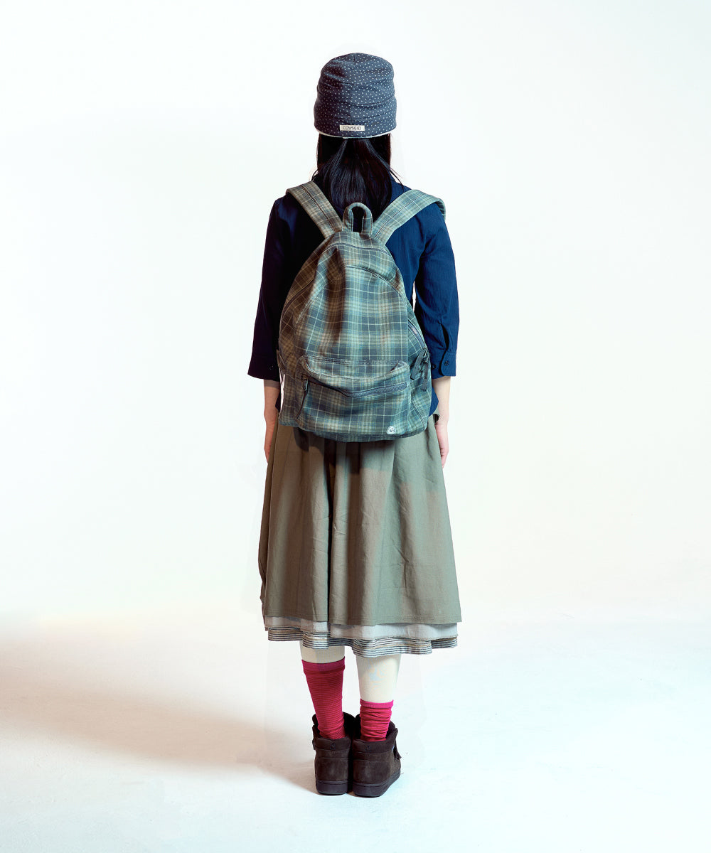 Coyseio - Rough Star Reversible Beanie (Ivory) product image 15 | TRAB K-Fashion Australia