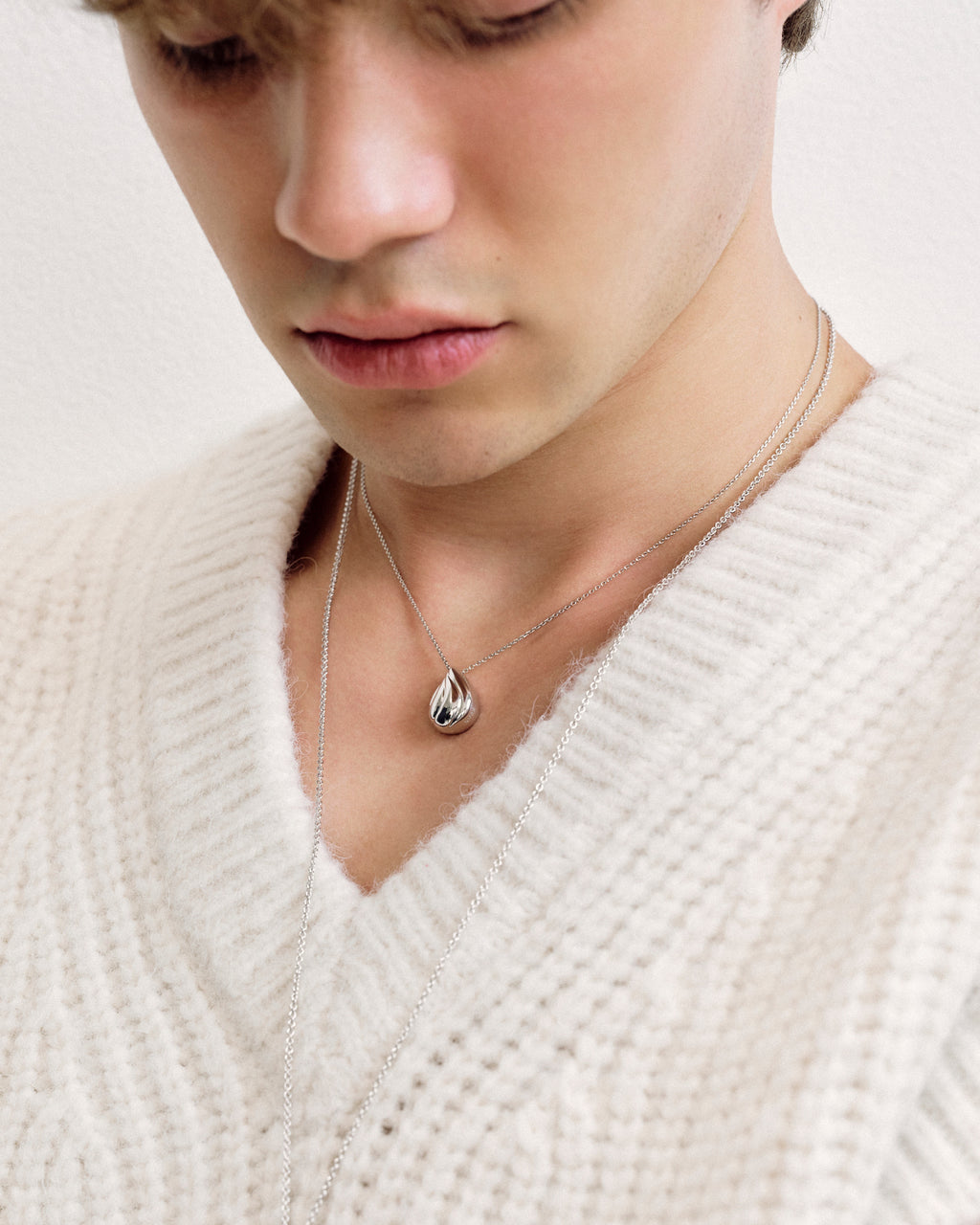 Numbering - Wavy Teardrop Pendant Necklace #7767 product image 4 | TRAB K-Fashion Australia