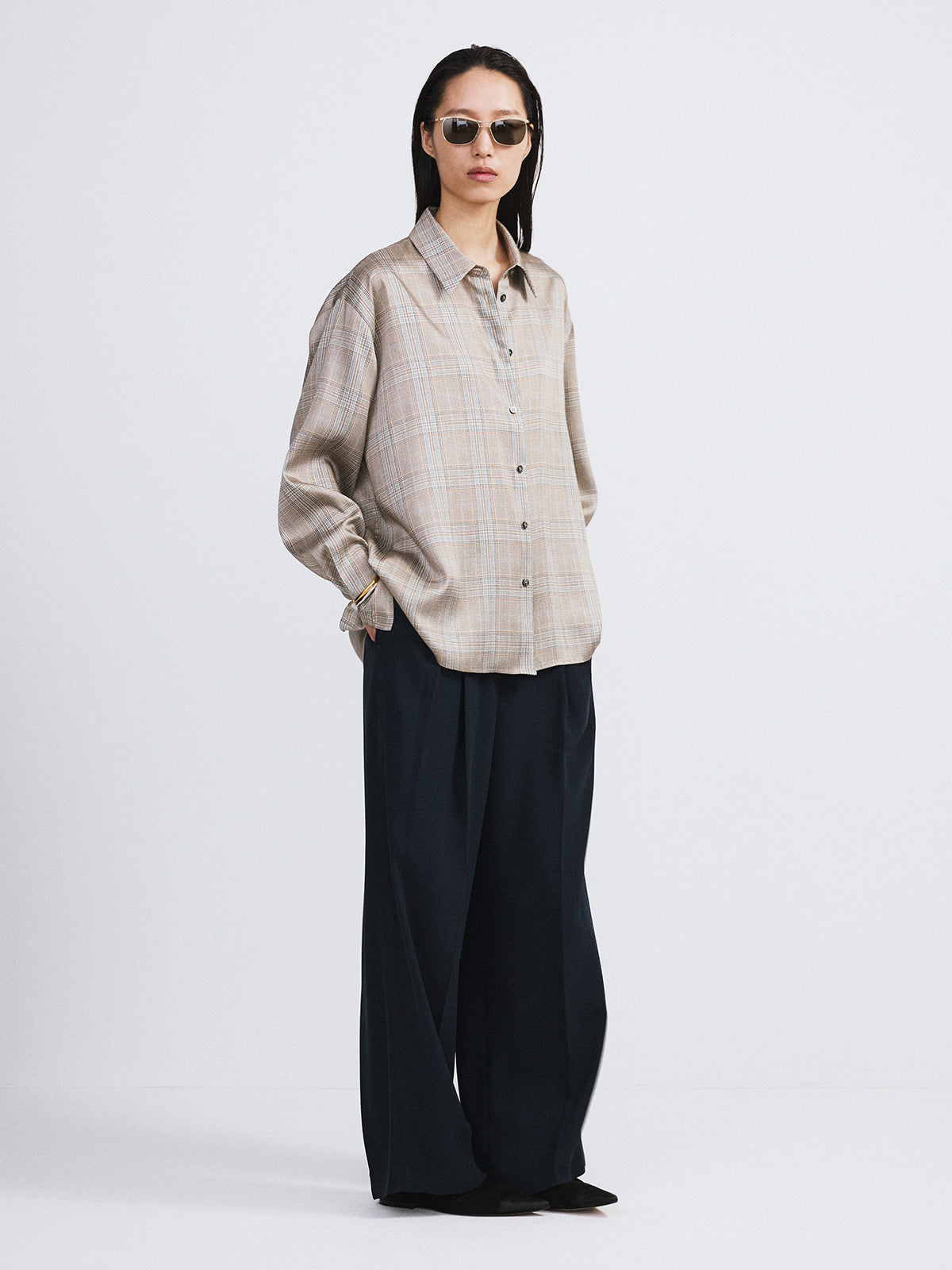 Recto - Oversized Vintage Check Shirt (Beige Khaki) product image 3 | TRAB K-Fashion Australia