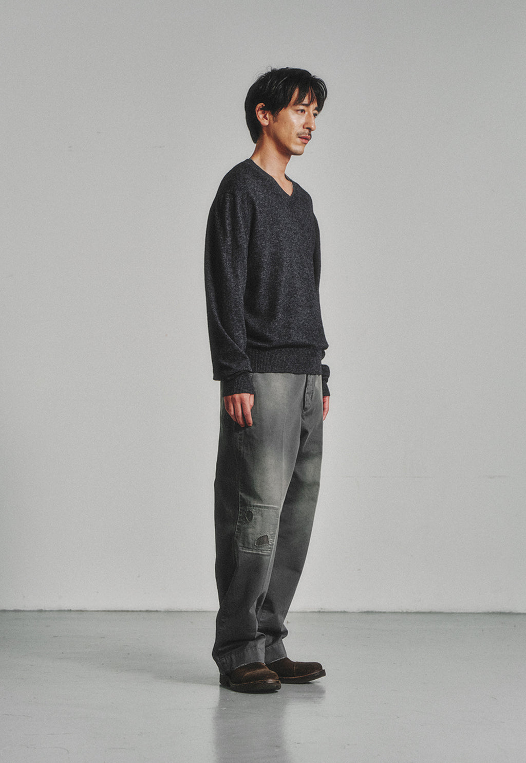Art if acts - Cashmere V-Neck Knit (Anchor) product image 3 | TRAB K-Fashion Australia