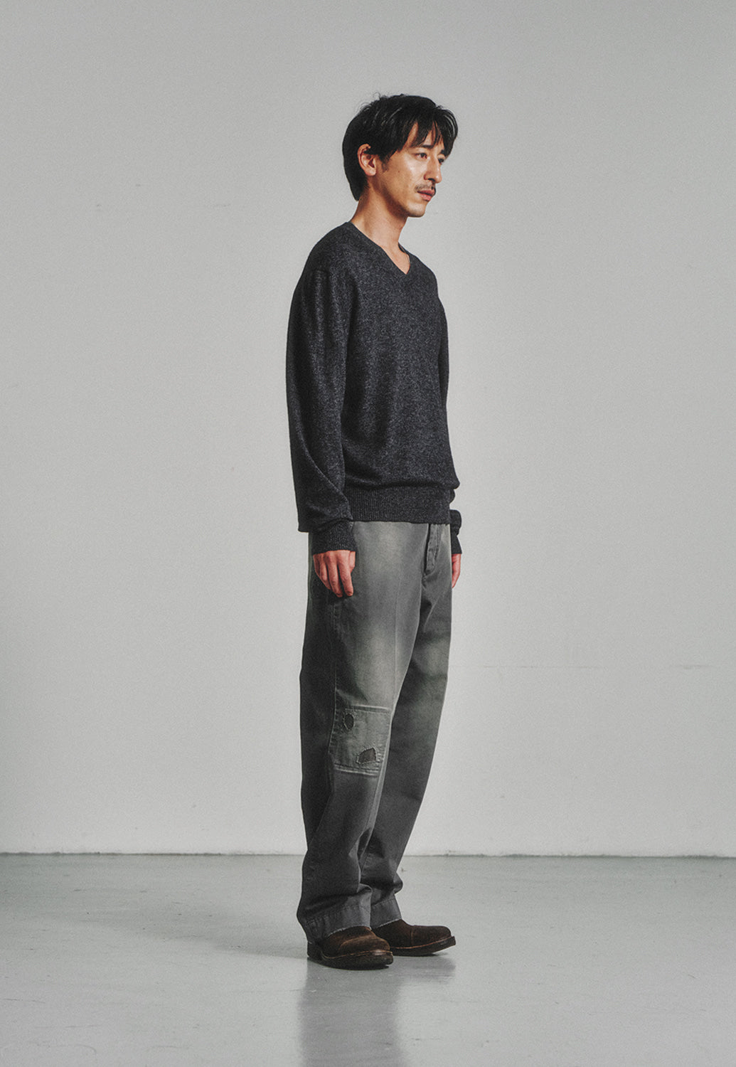 Art if acts - Cashmere V-Neck Knit (Anchor) product image 3 | TRAB K-Fashion Australia