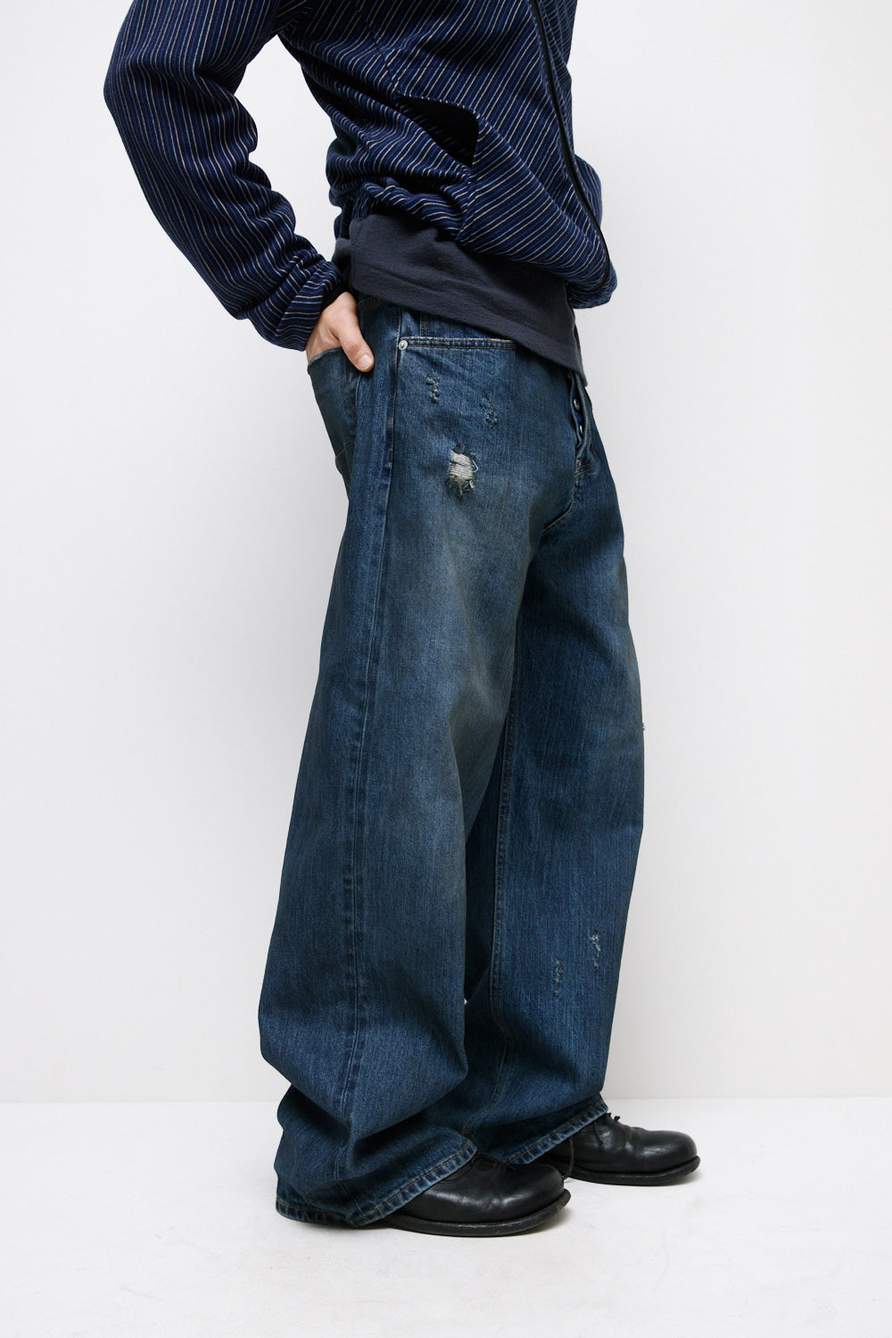 Hatchingroom - Regular Selvedge Jeans Dusty (Blue) product image 12 | TRAB K-Fashion Australia